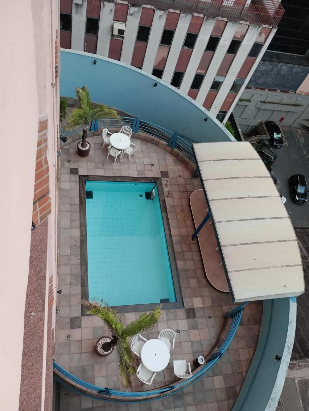 Swimming pool in Cheverny Apart Hotel