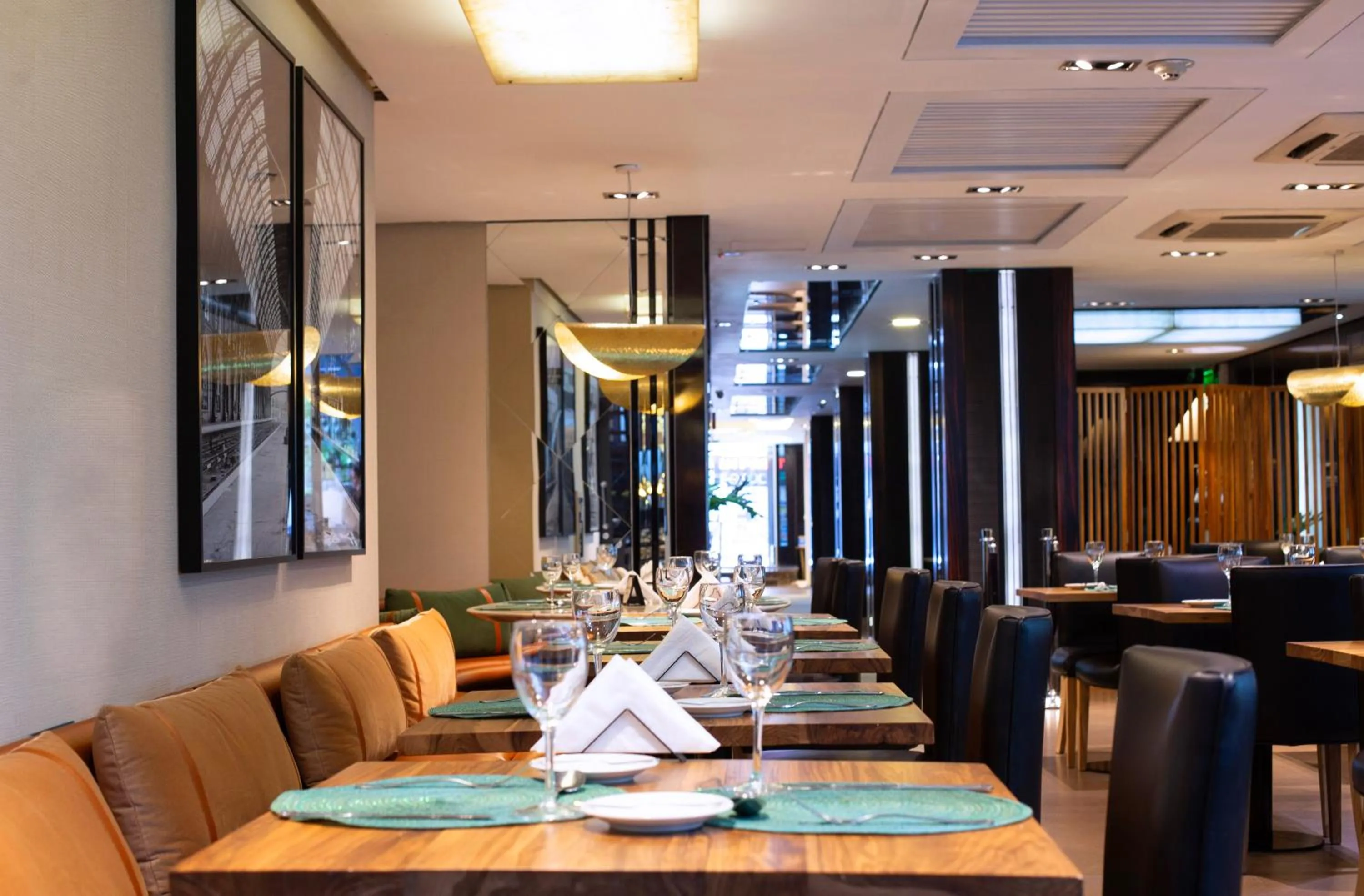 Restaurant/places to eat in Lennox Buenos Aires