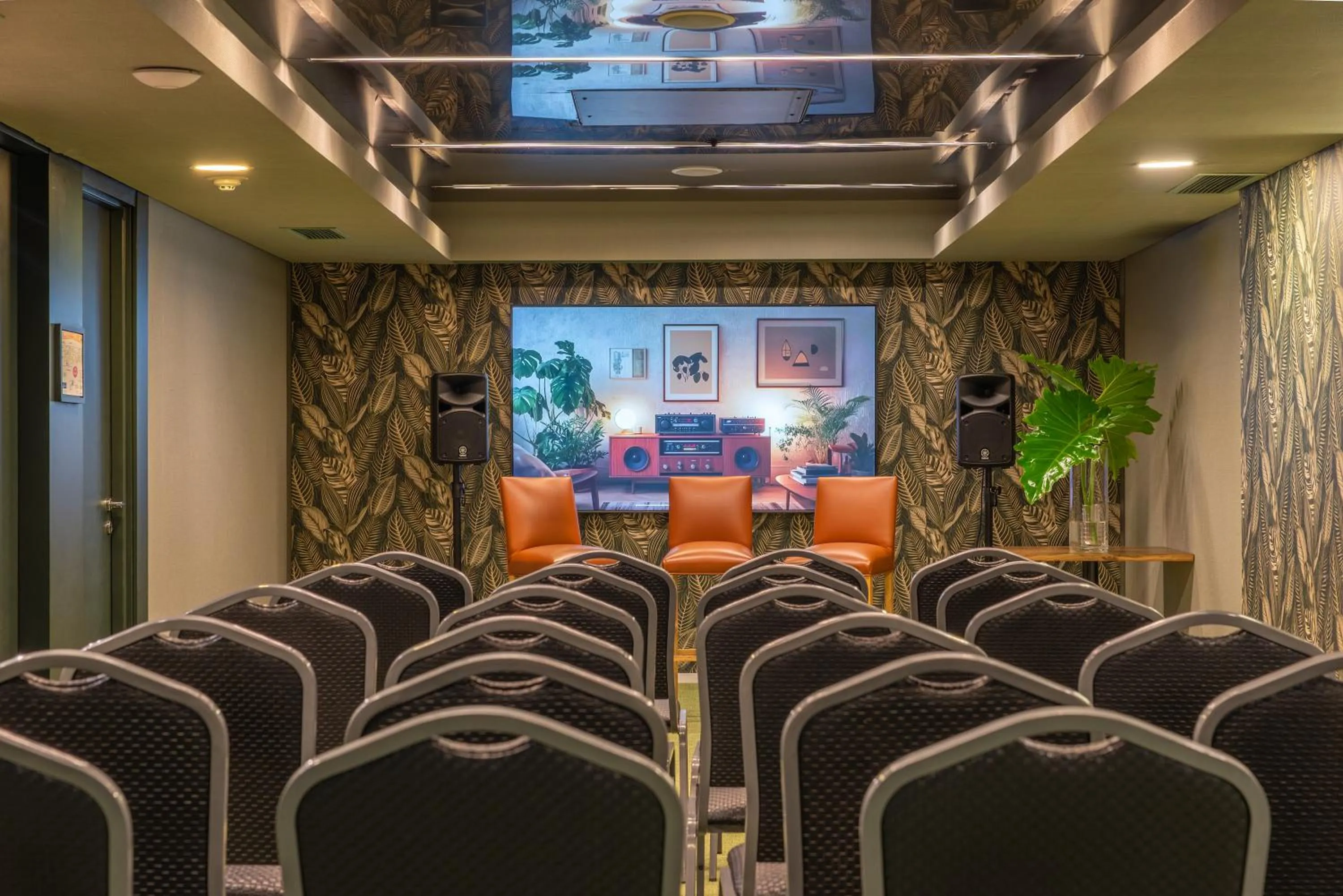 Meeting/conference room in Lennox Buenos Aires