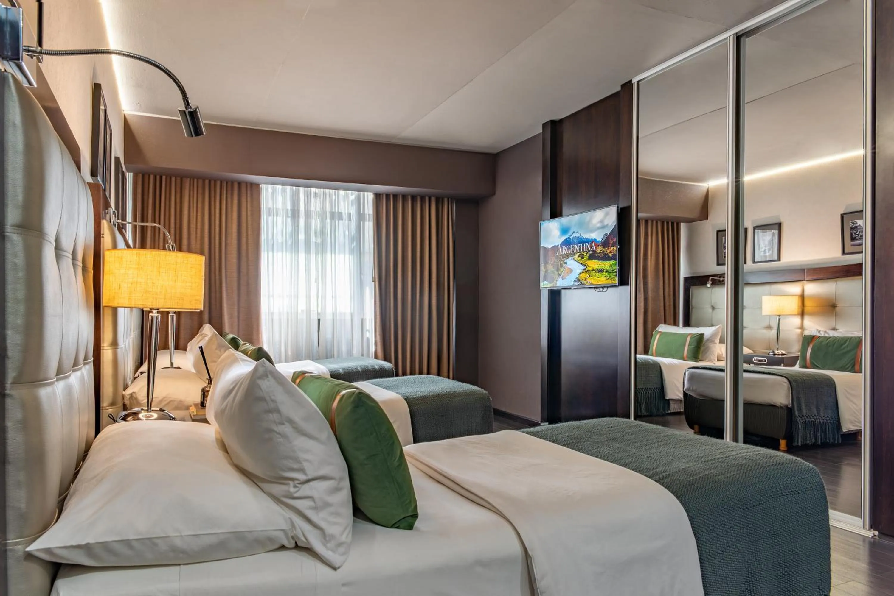 Bedroom, Bed in Lennox Buenos Aires