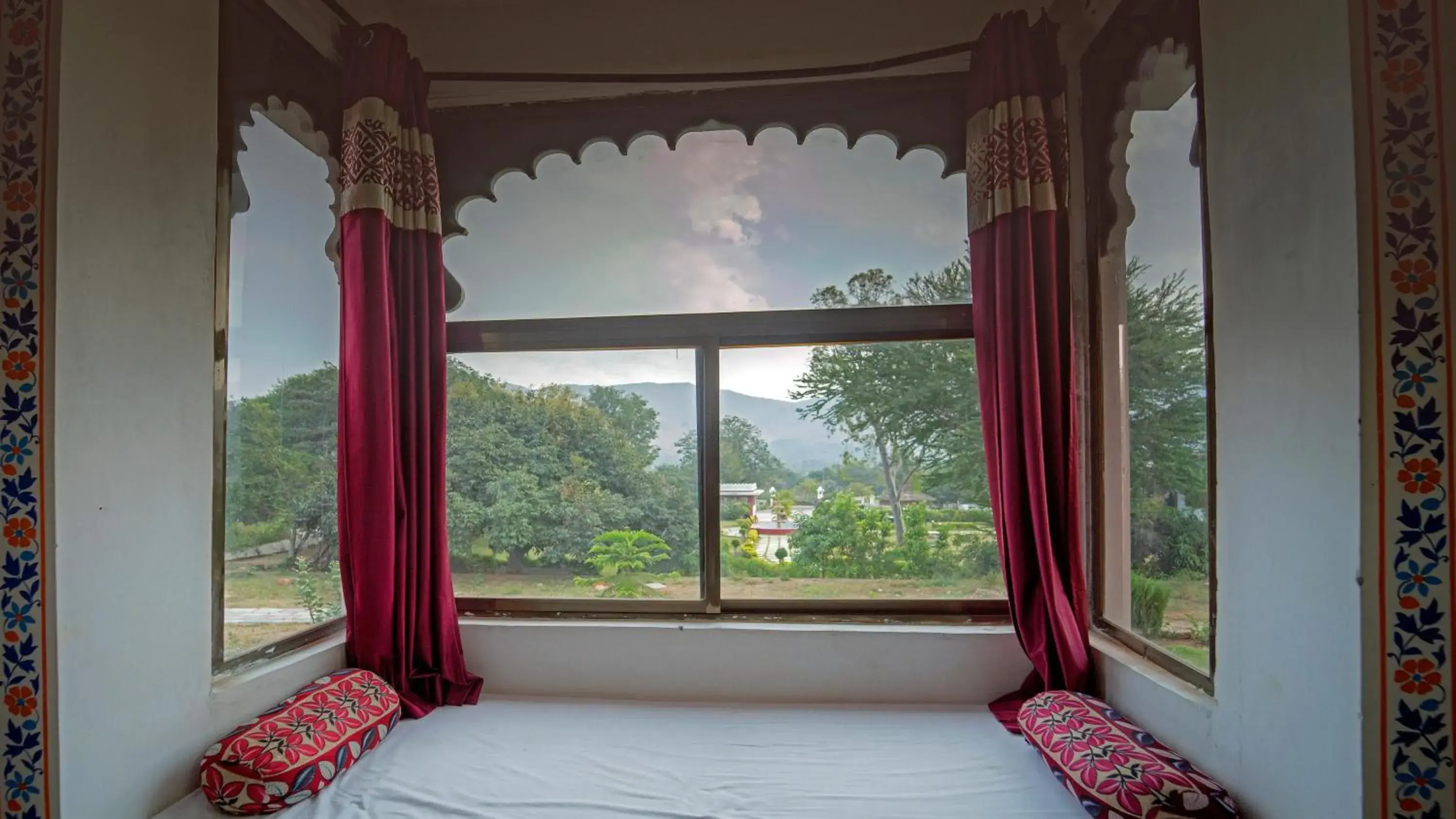 Balcony/Terrace, Bed in The Lal Bagh Balcony/Terrace, Bed in The Lal Bagh
