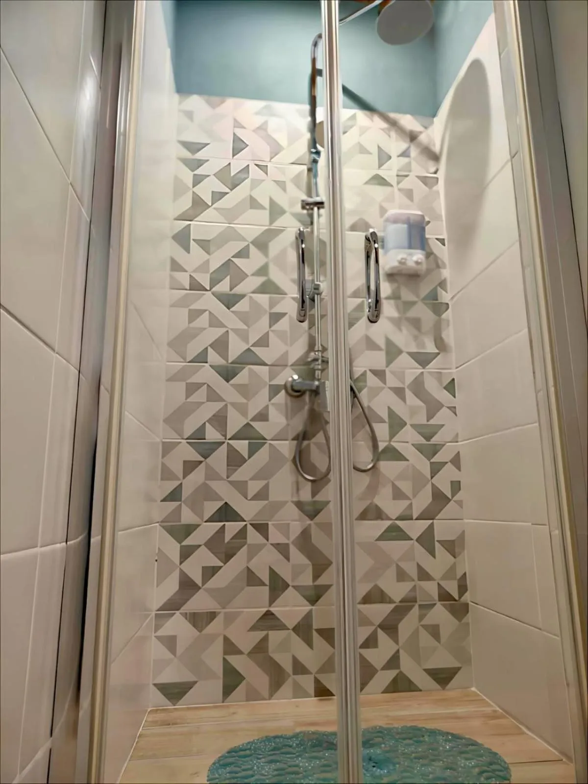 Shower in Il Vicoletto
