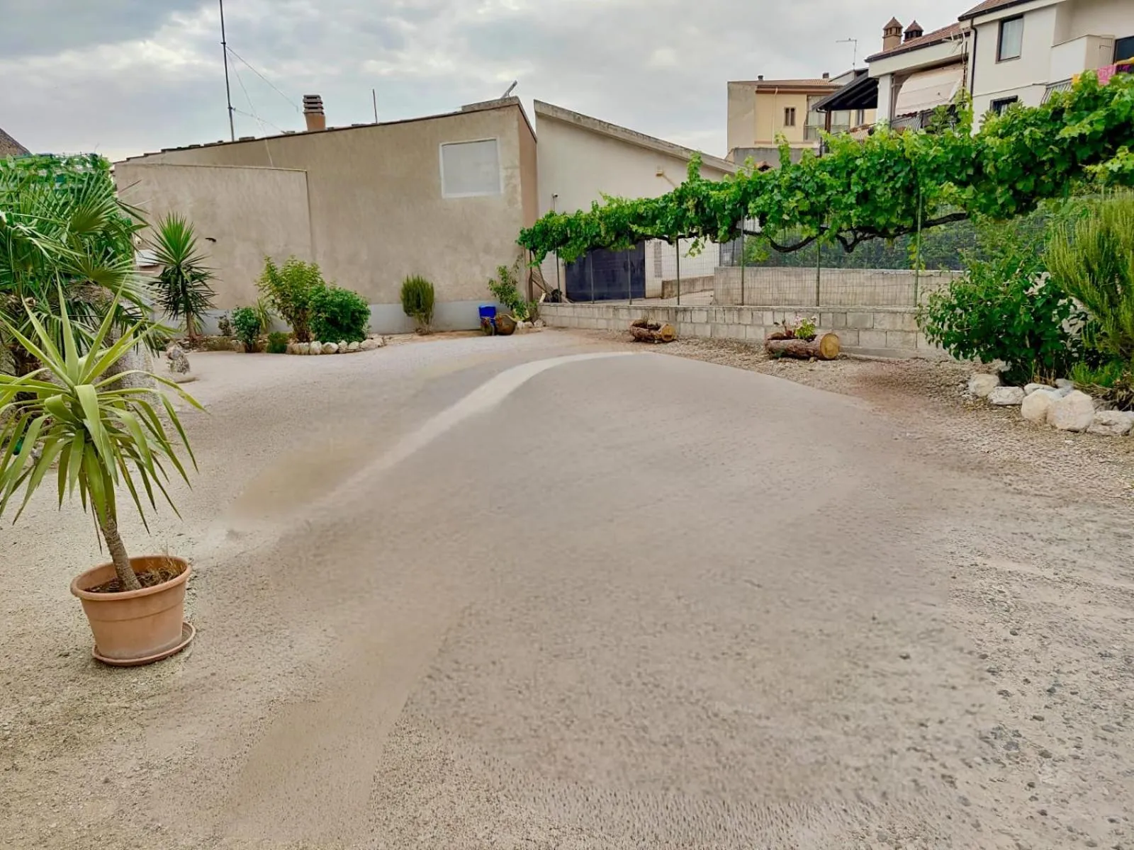 Parking in Il Vicoletto