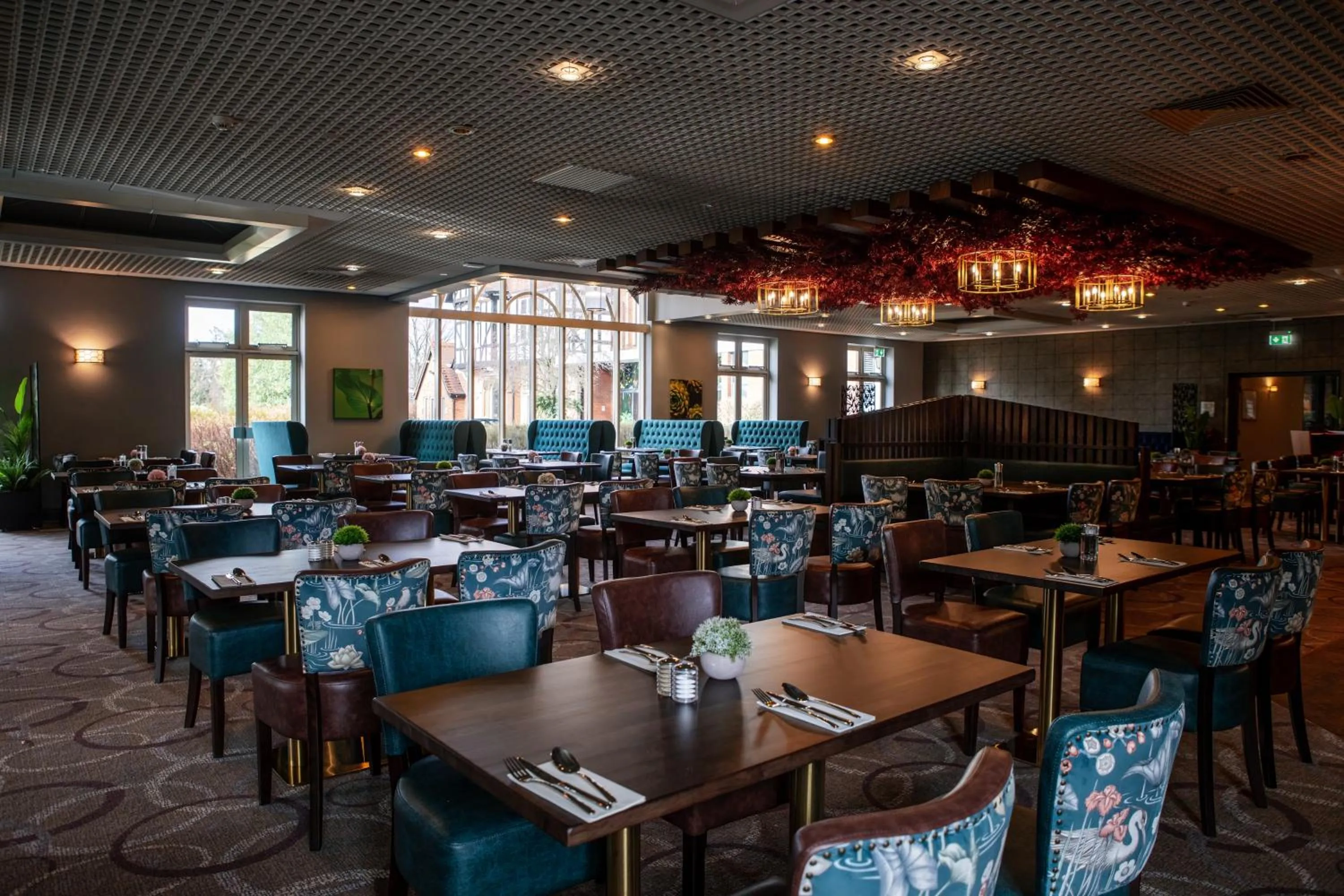 Restaurant/places to eat in Woodland Grange