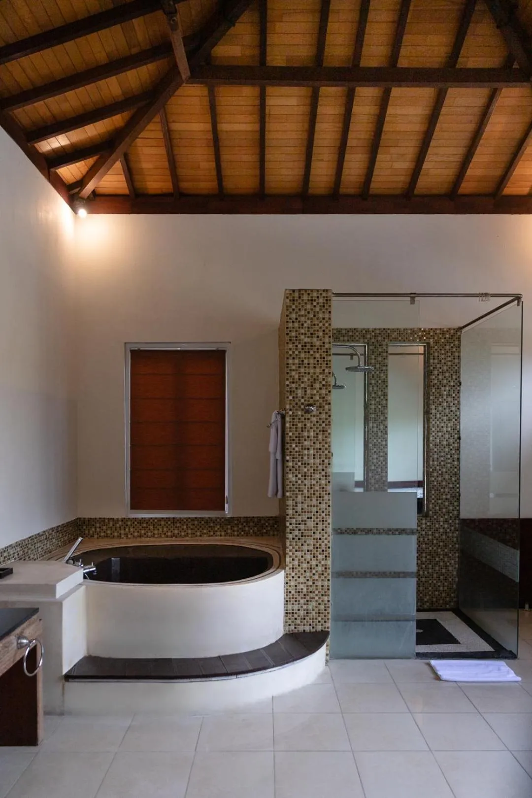 Shower in The Beverly Hills Bali Villas Jimbaran