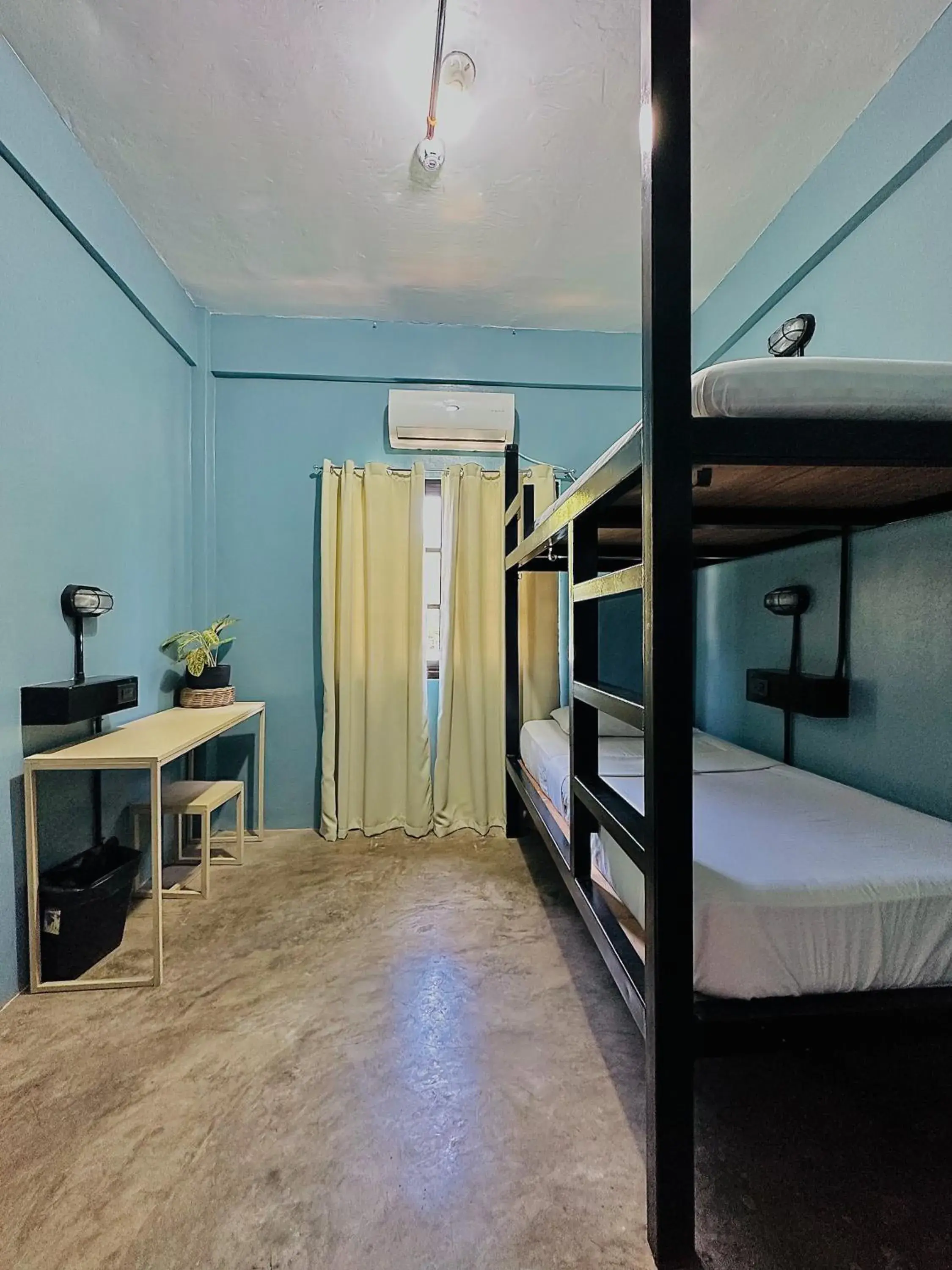 Double Room with Shared Bathroom in Dayon Hostel Double Room with Shared Bathroom in Dayon Hostel