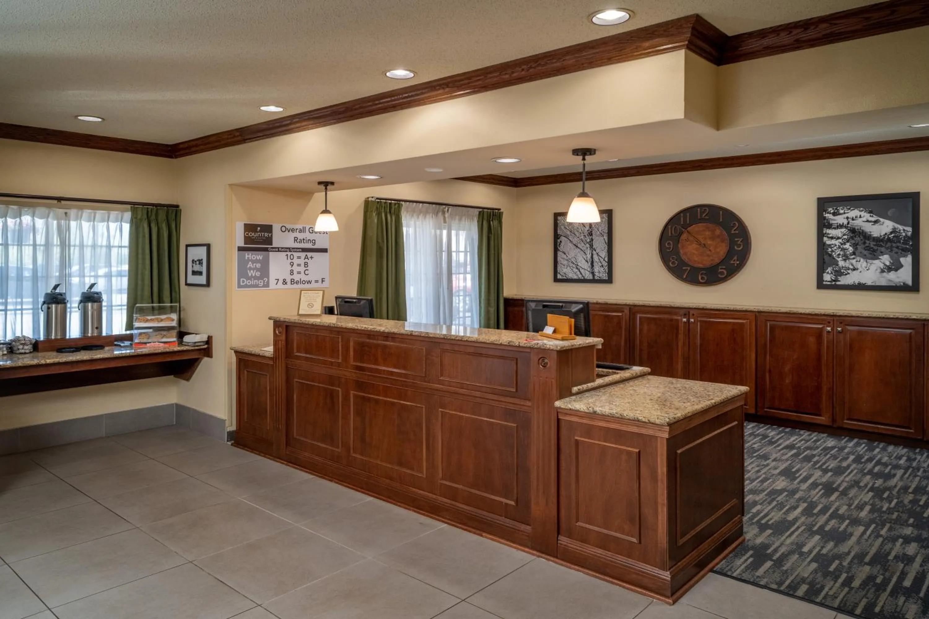 Lobby or reception in Country Inn & Suites By Radisson, Charleston South, WV