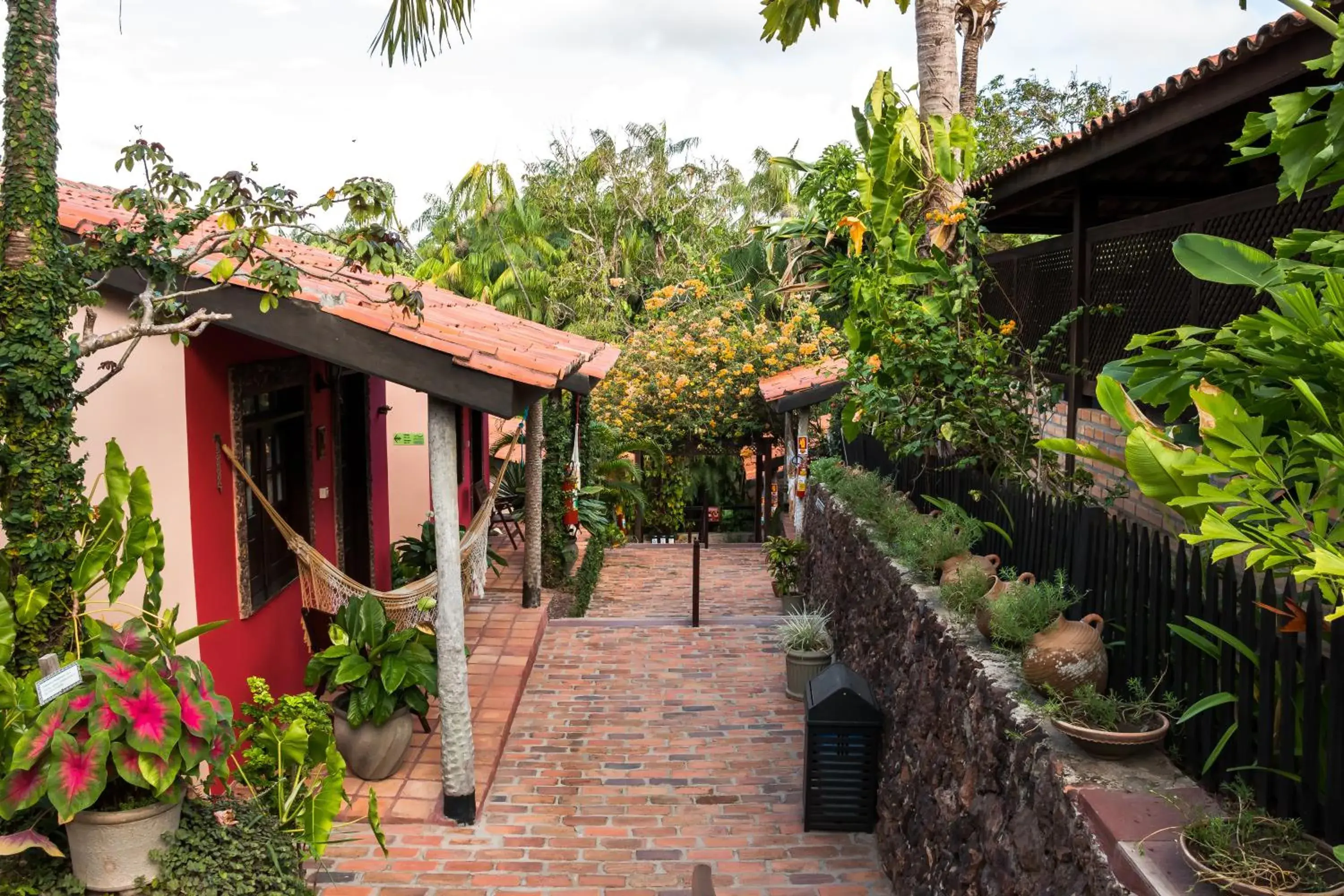 Property building in Encantes do Nordeste Property building in Encantes do Nordeste