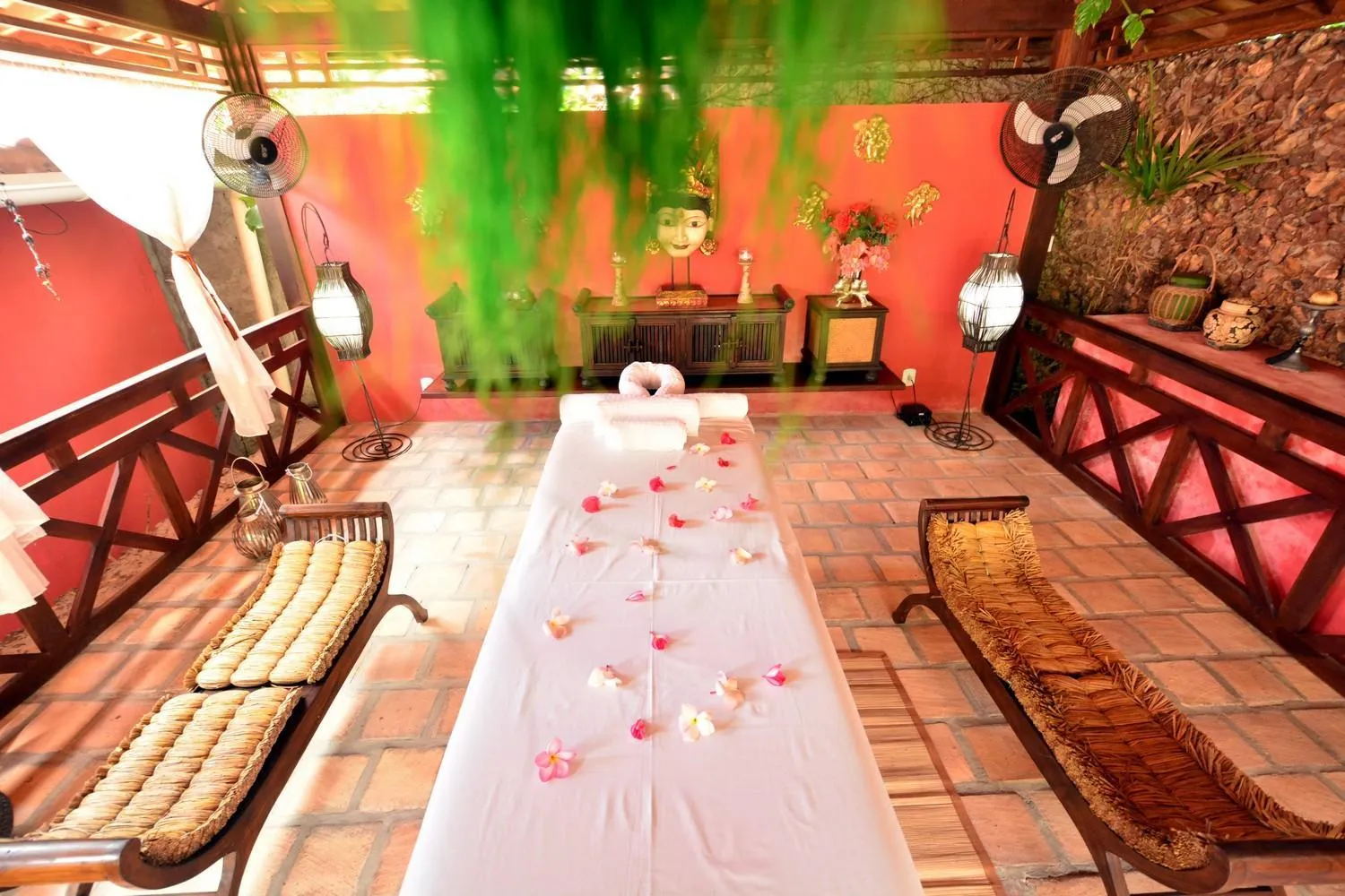 Massage in Encantes do Nordeste