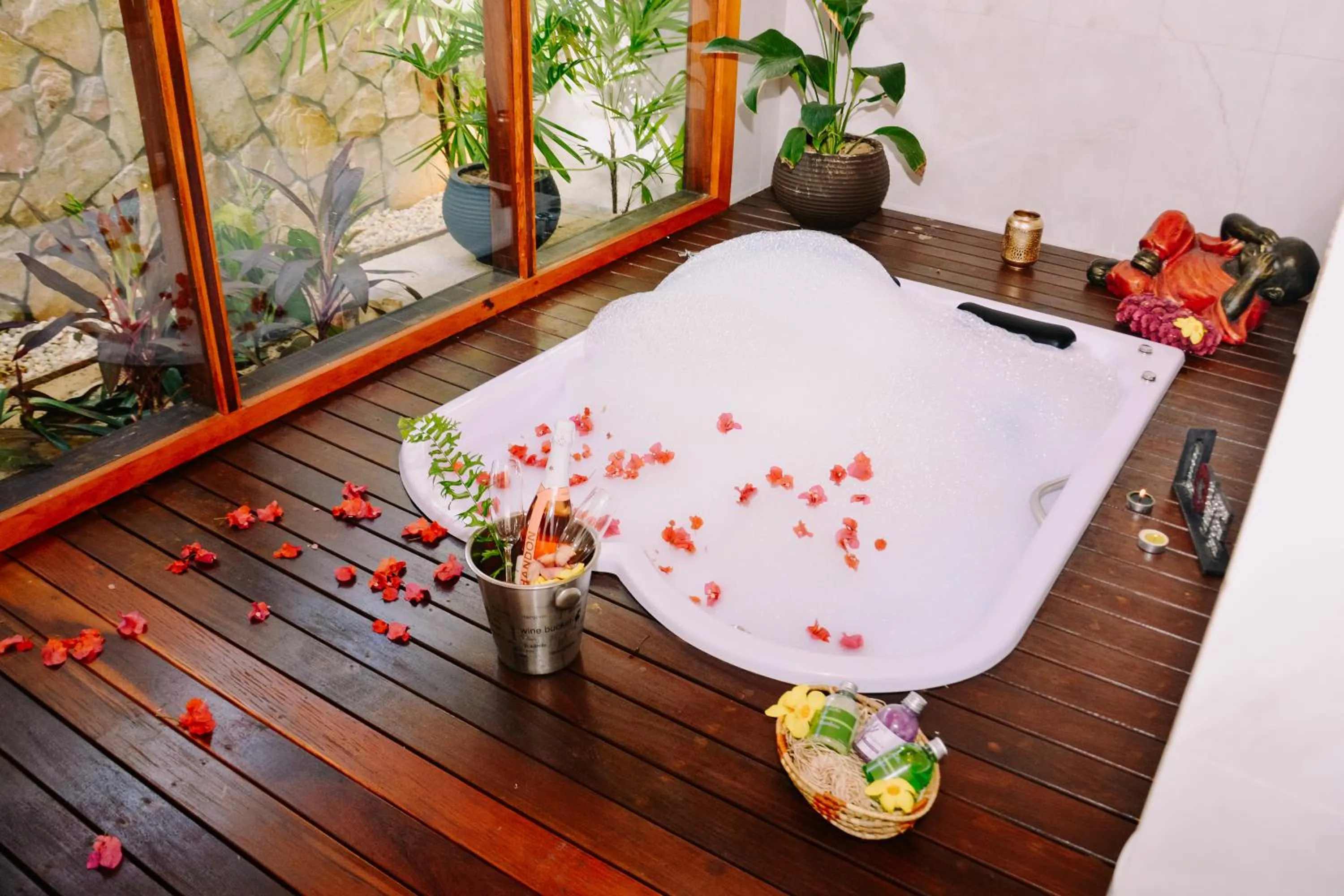 Hot Tub in Encantes do Nordeste