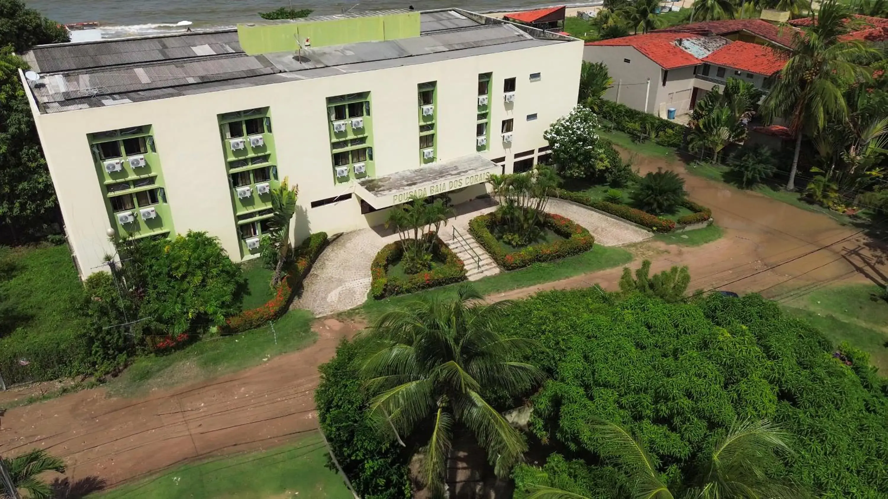 Facade/entrance in Rede Andrade Baía Dos Corais Facade/entrance in Rede Andrade Baía Dos Corais