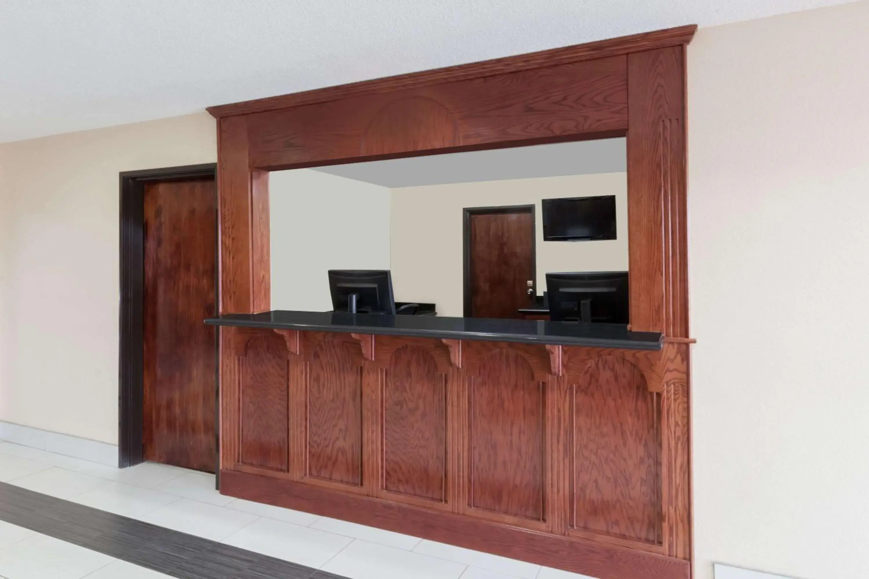 Lobby or reception in Super 8 South by Wyndham Lobby or reception in Super 8 South by Wyndham