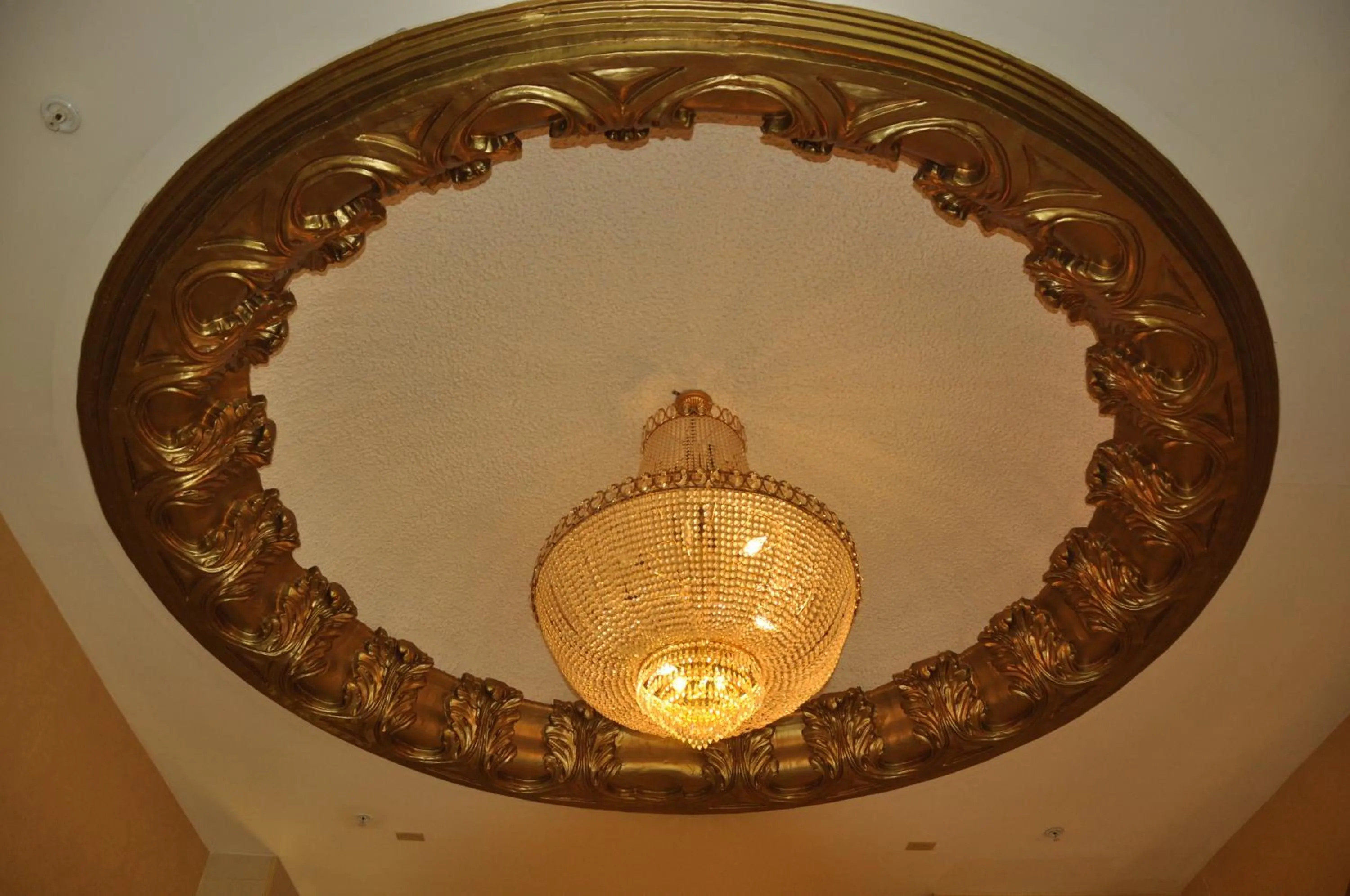 Decorative detail in Raritan Hotel