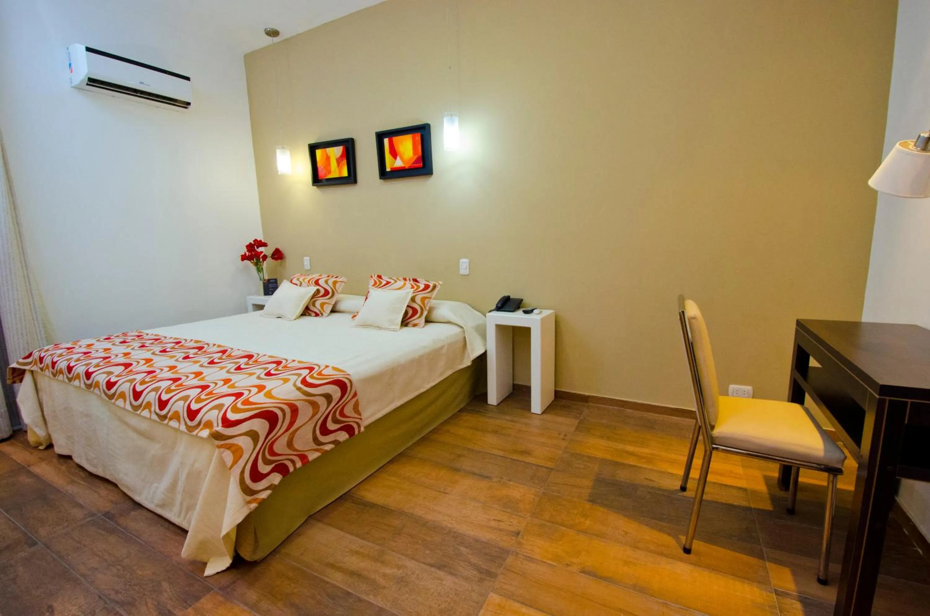 Photo of the whole room in Hotel Albertina Boutique