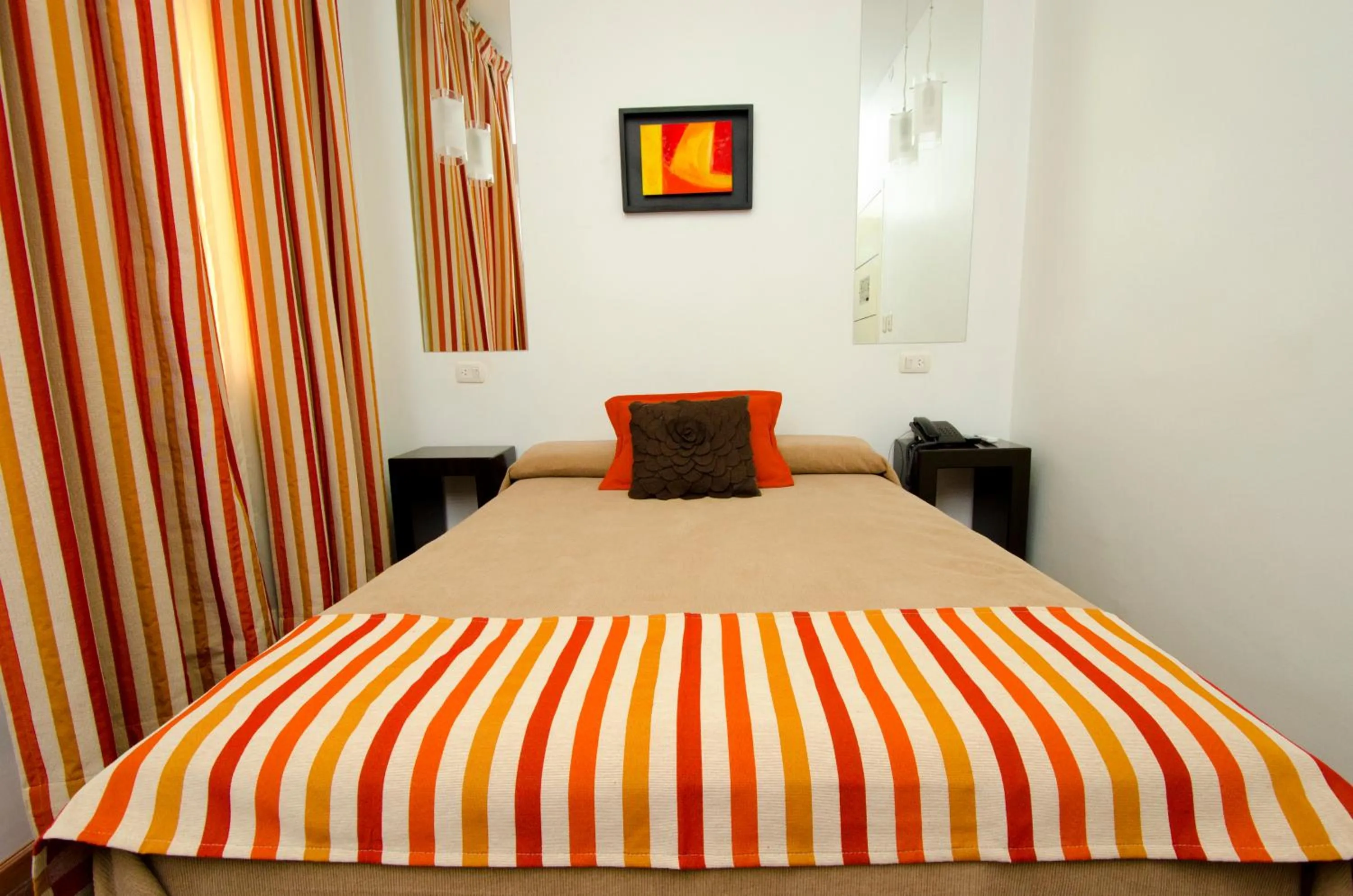 Photo of the whole room in Hotel Albertina Boutique