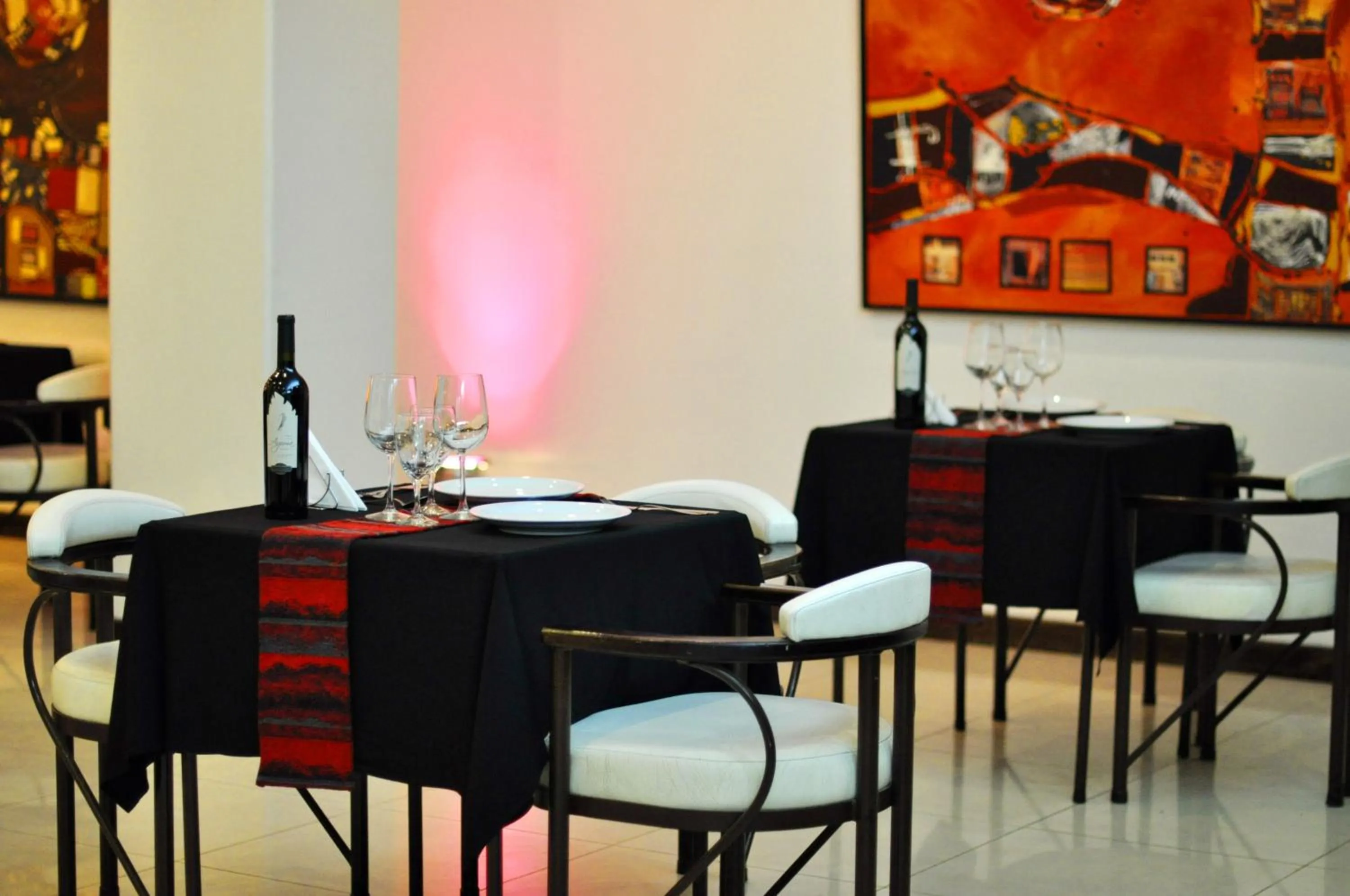 Restaurant/places to eat in Hotel Albertina Boutique