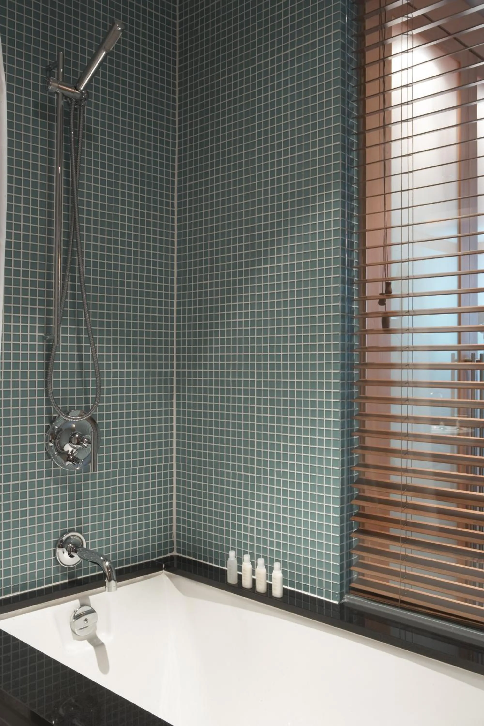 Bathroom in Hôtel Alt Québec