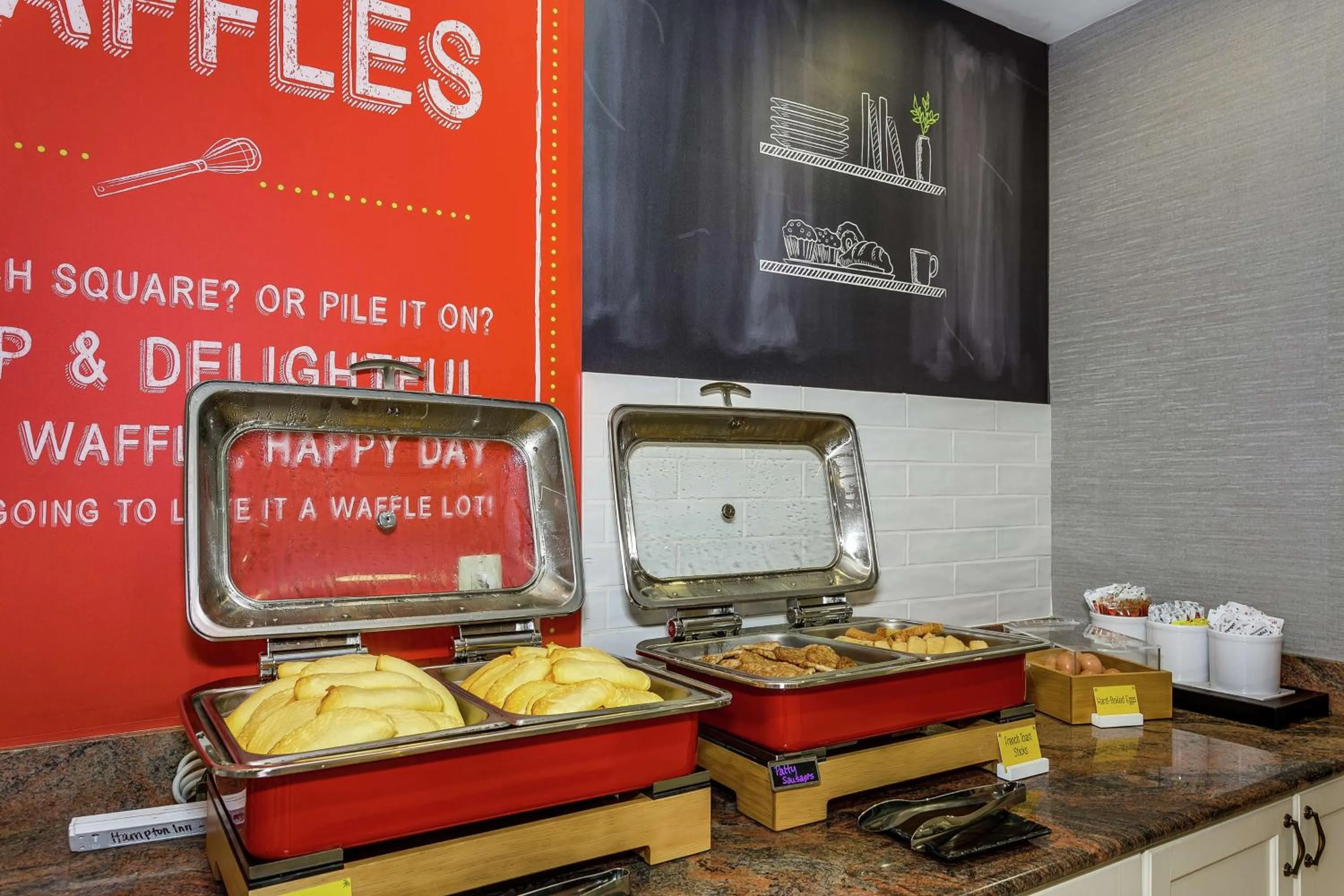 Breakfast in Hampton Inn & Suites Mobile - Downtown Historic District