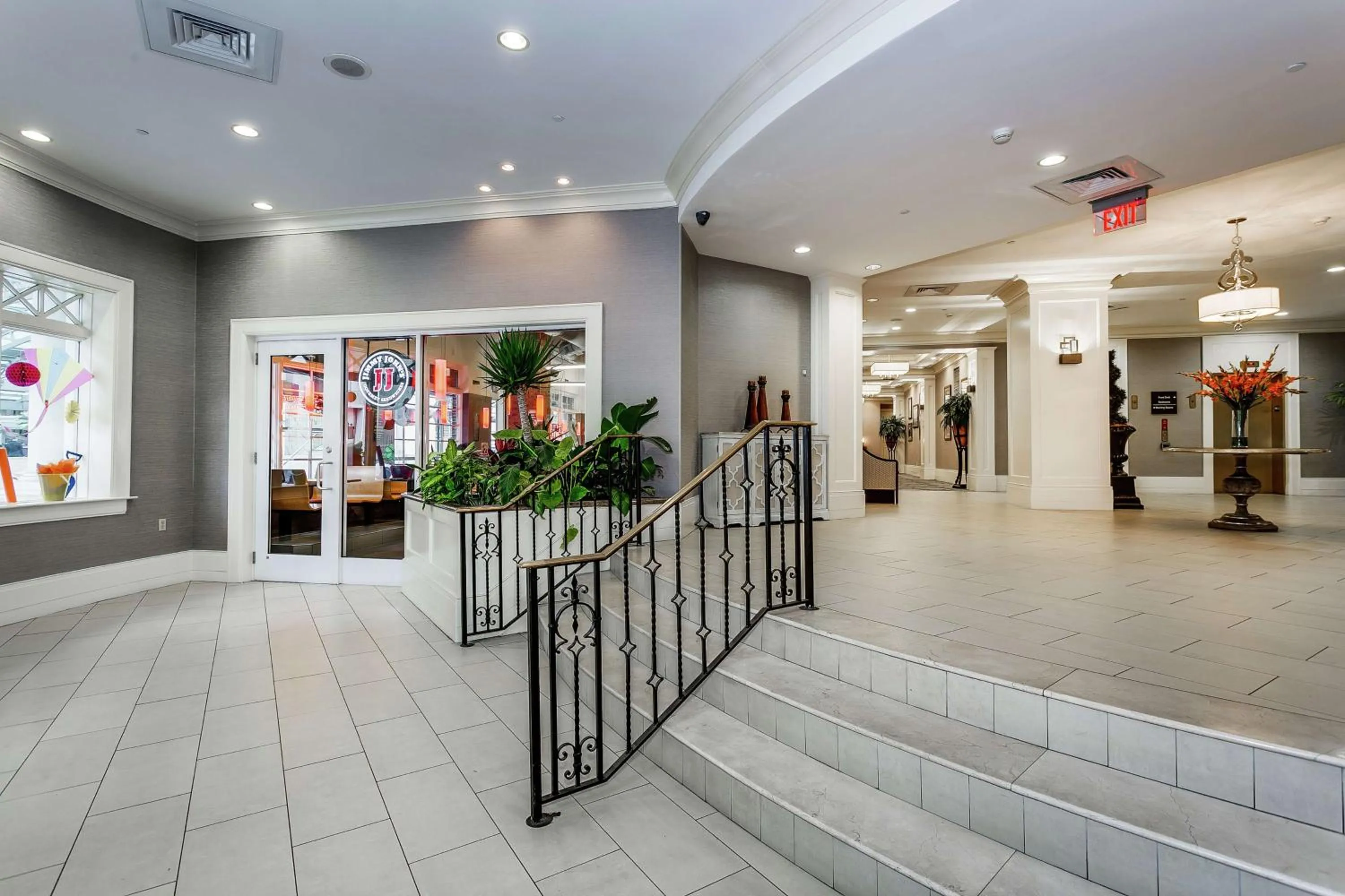 Lobby or reception in Hampton Inn & Suites Mobile - Downtown Historic District