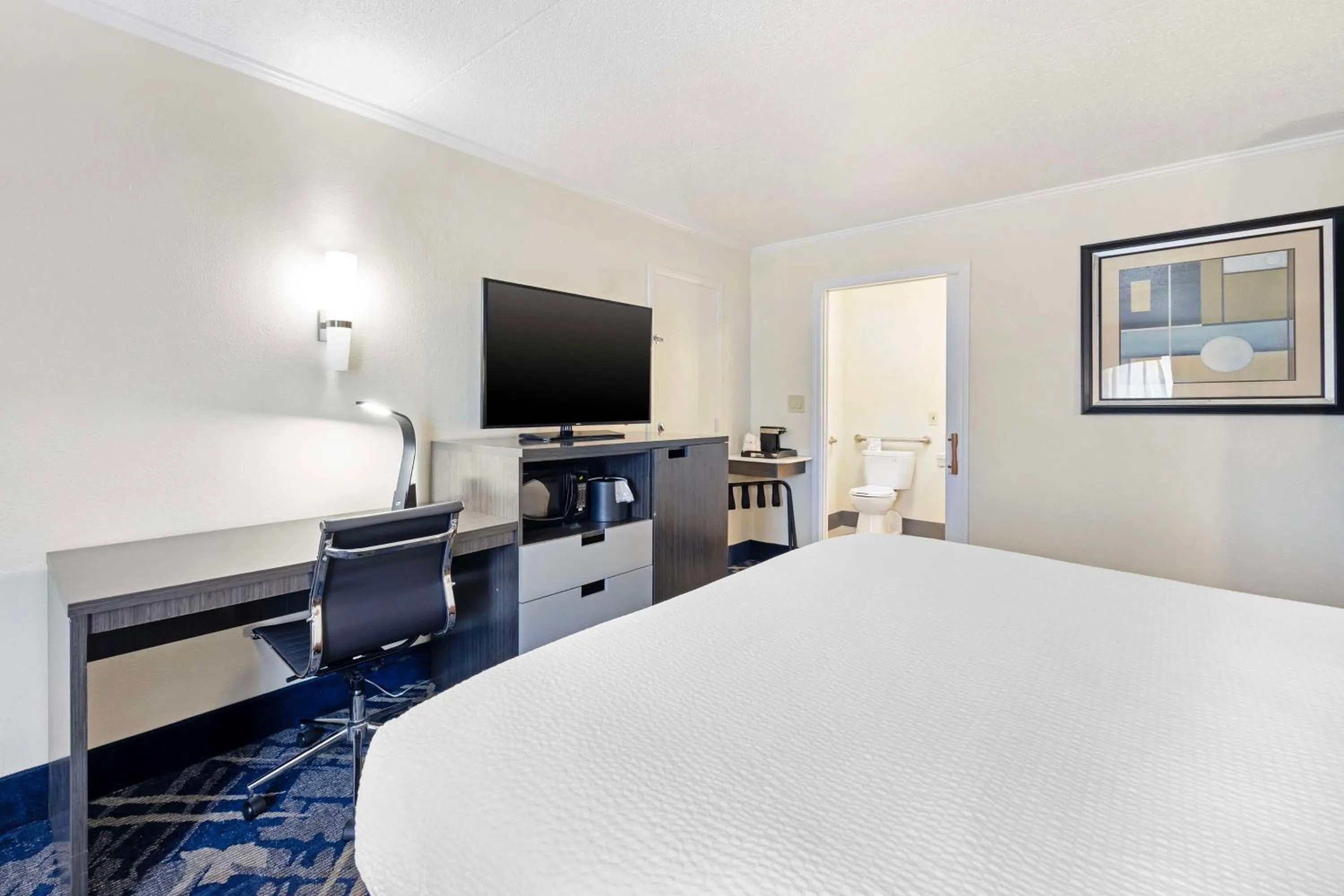 Bedroom, Bed in Best Western Franklin