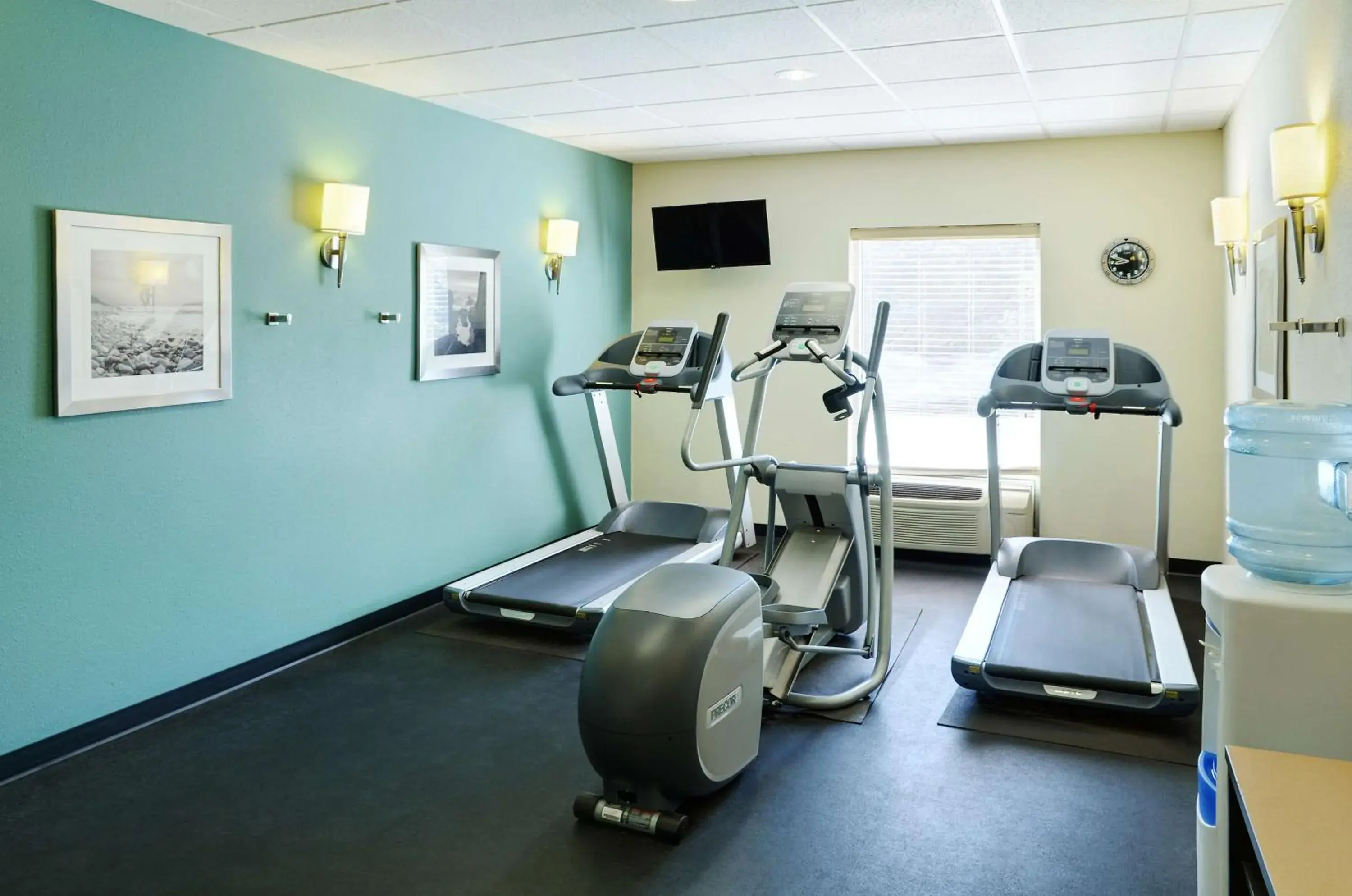 Fitness centre/facilities in Hampton Inn & Suites Saint John Fitness centre/facilities in Hampton Inn & Suites Saint John