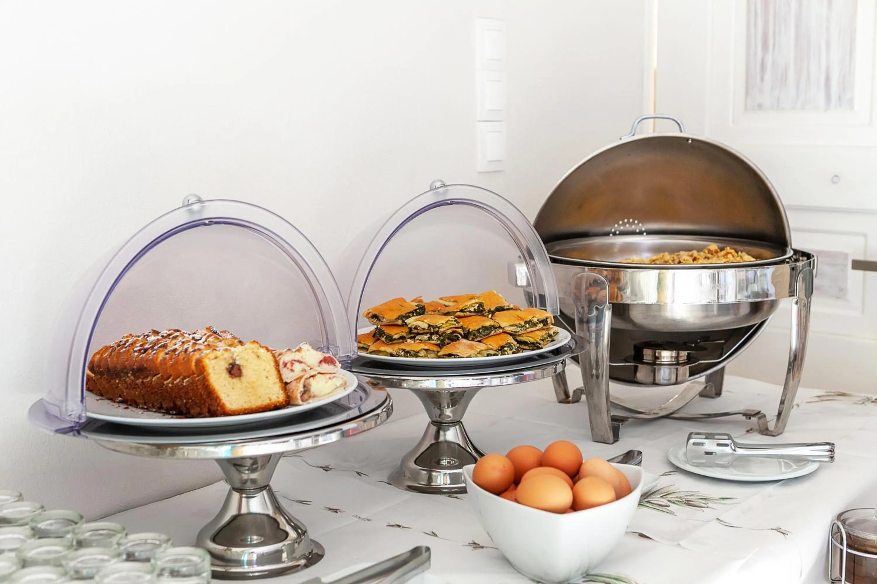 Continental breakfast in Amaryllis Hotel