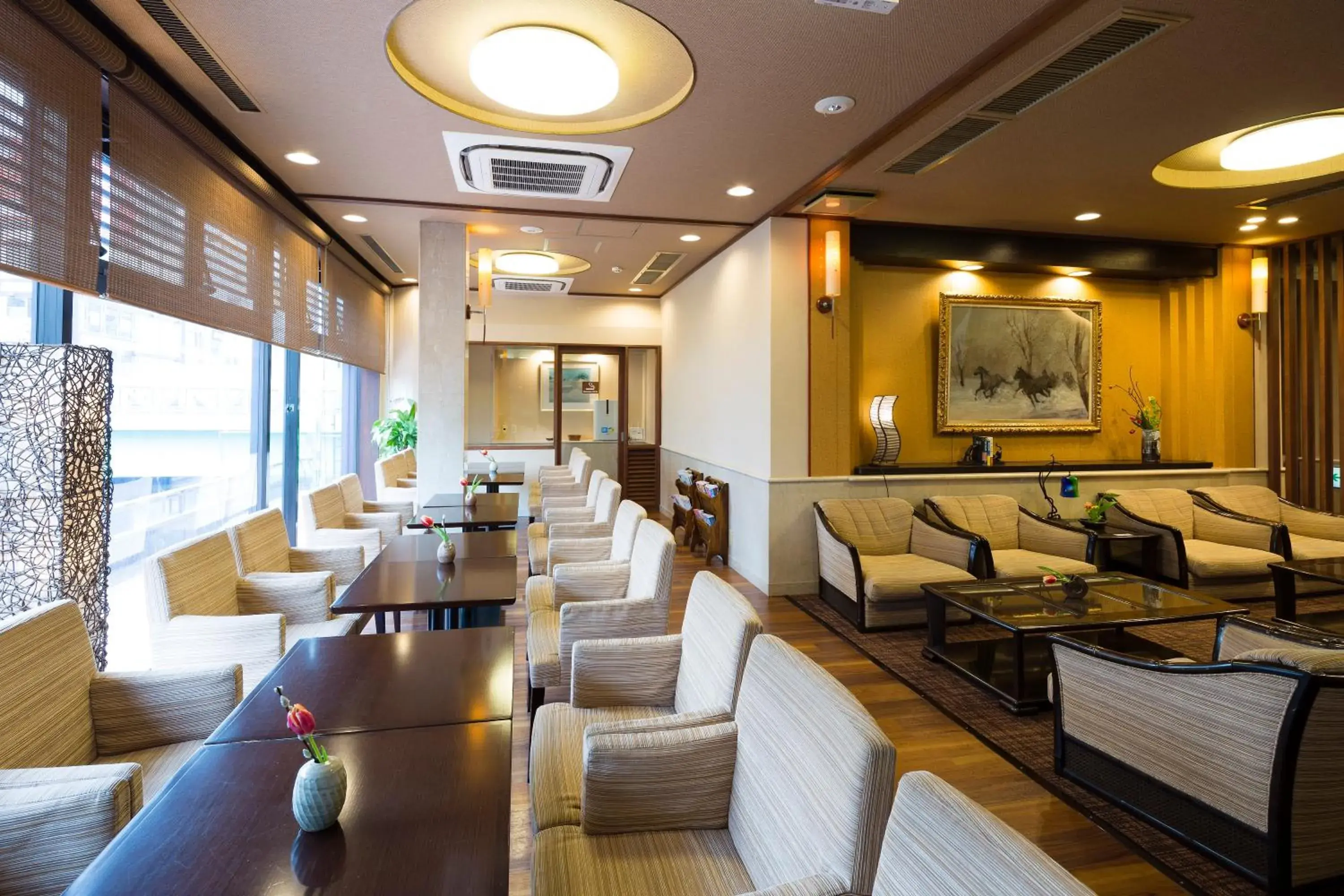 Lounge or bar in Yamatoya Honten Ryokan Osaka Lounge or bar in Yamatoya Honten Ryokan Osaka