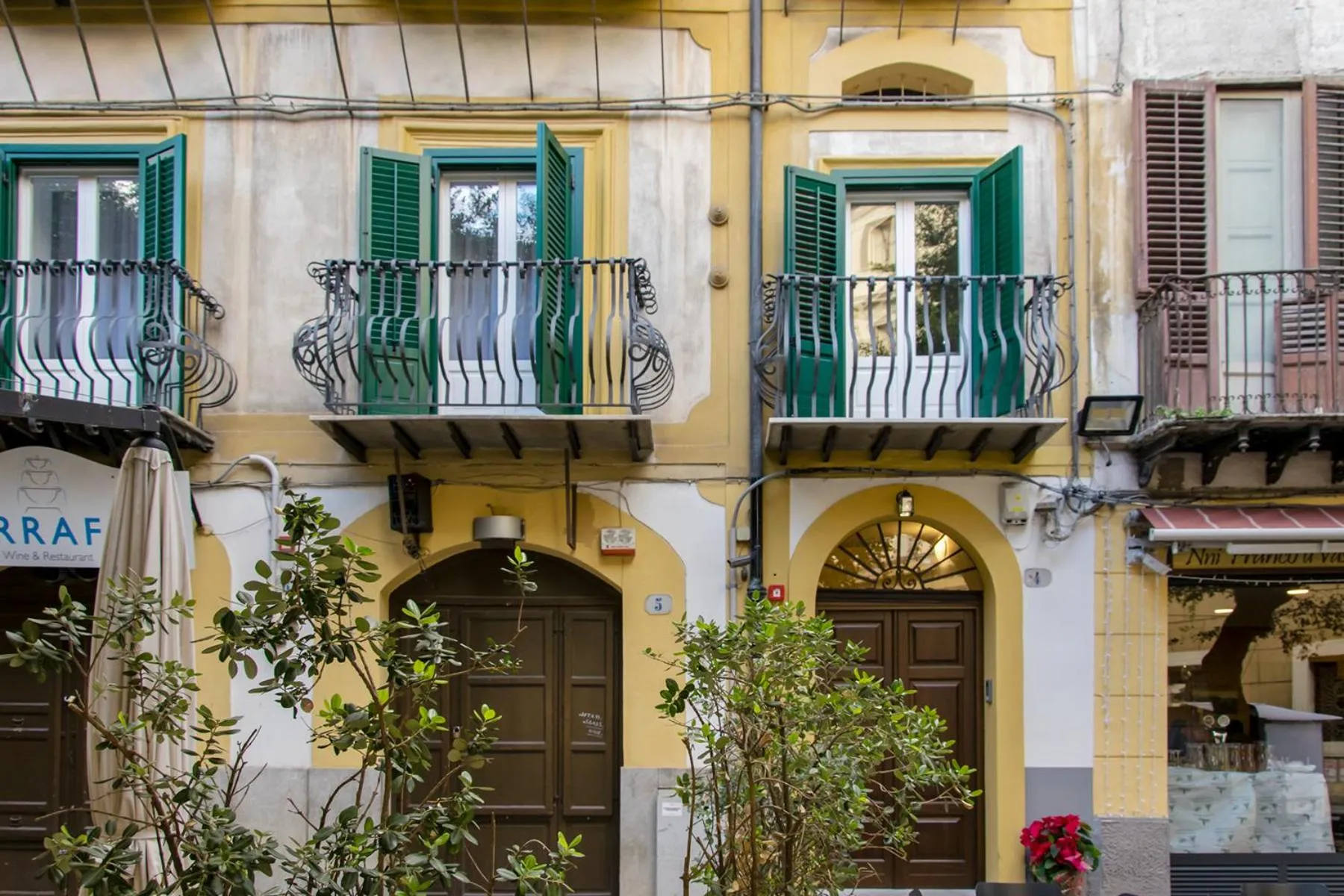 Facade/entrance in Kala Rooms