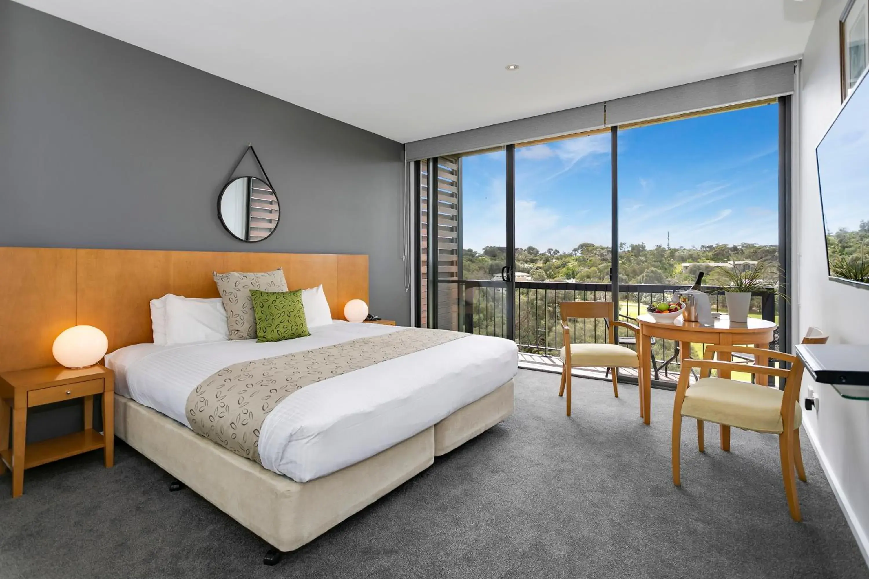 Photo of the whole room, Bed in Peppers Moonah Links Resort Photo of the whole room, Bed in Peppers Moonah Links Resort