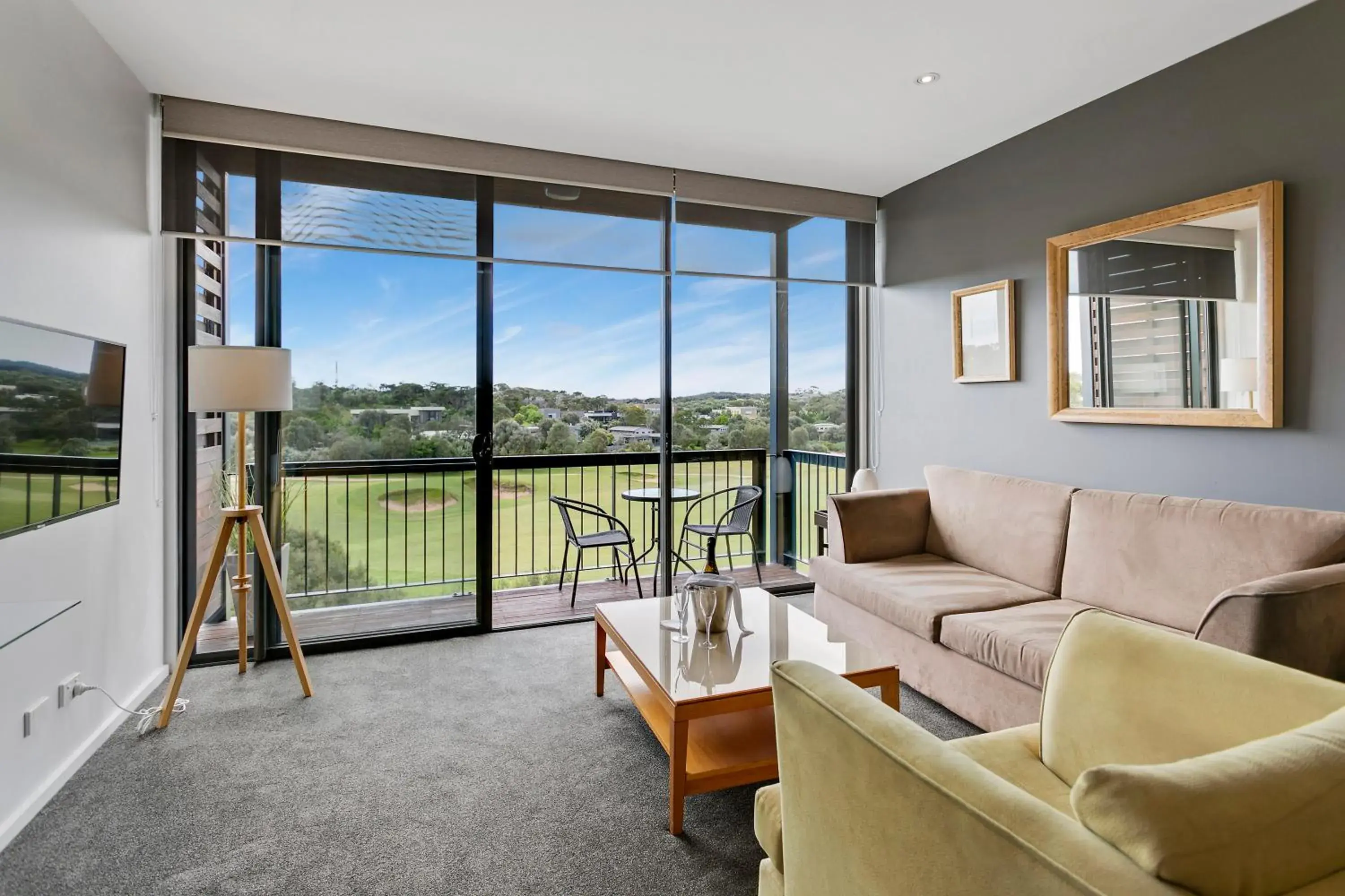 Living room in Peppers Moonah Links Resort Living room in Peppers Moonah Links Resort