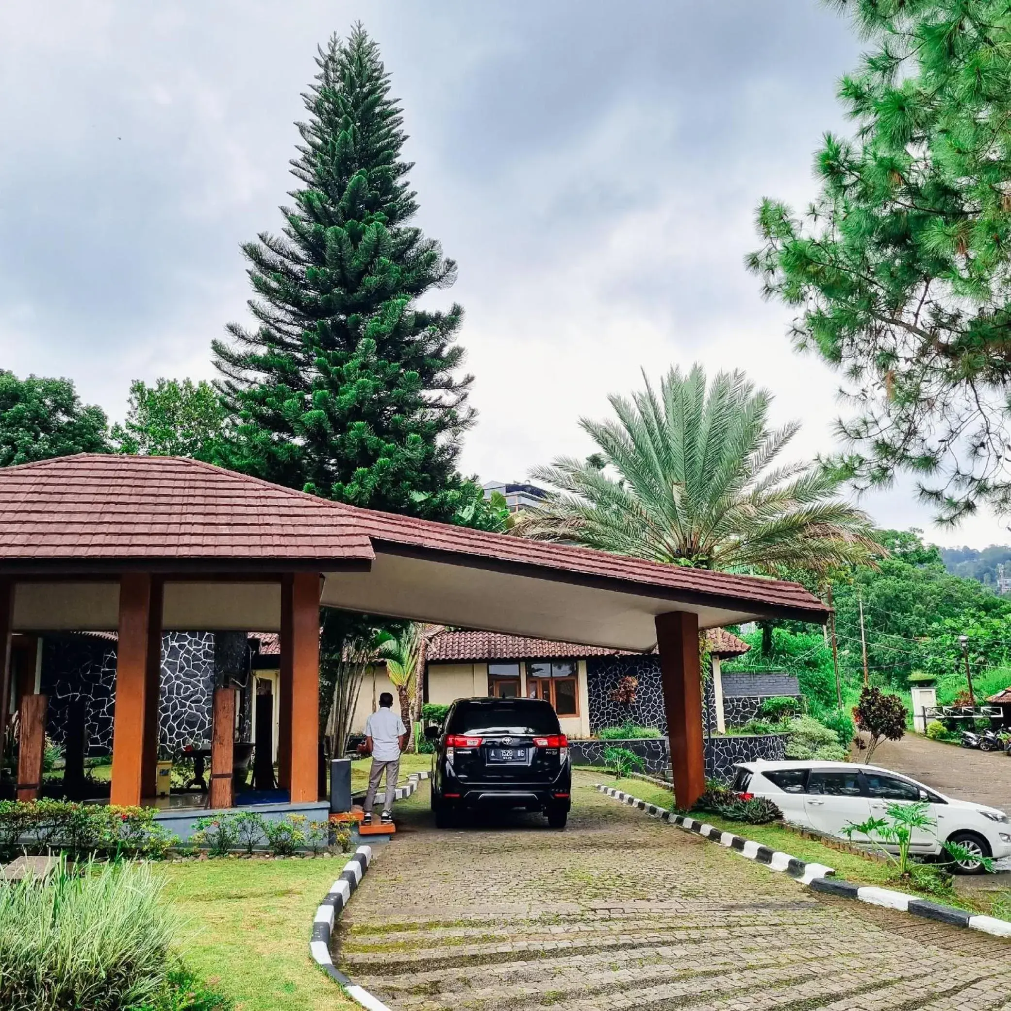 Property building in Dago Highland Resort Property building in Dago Highland Resort