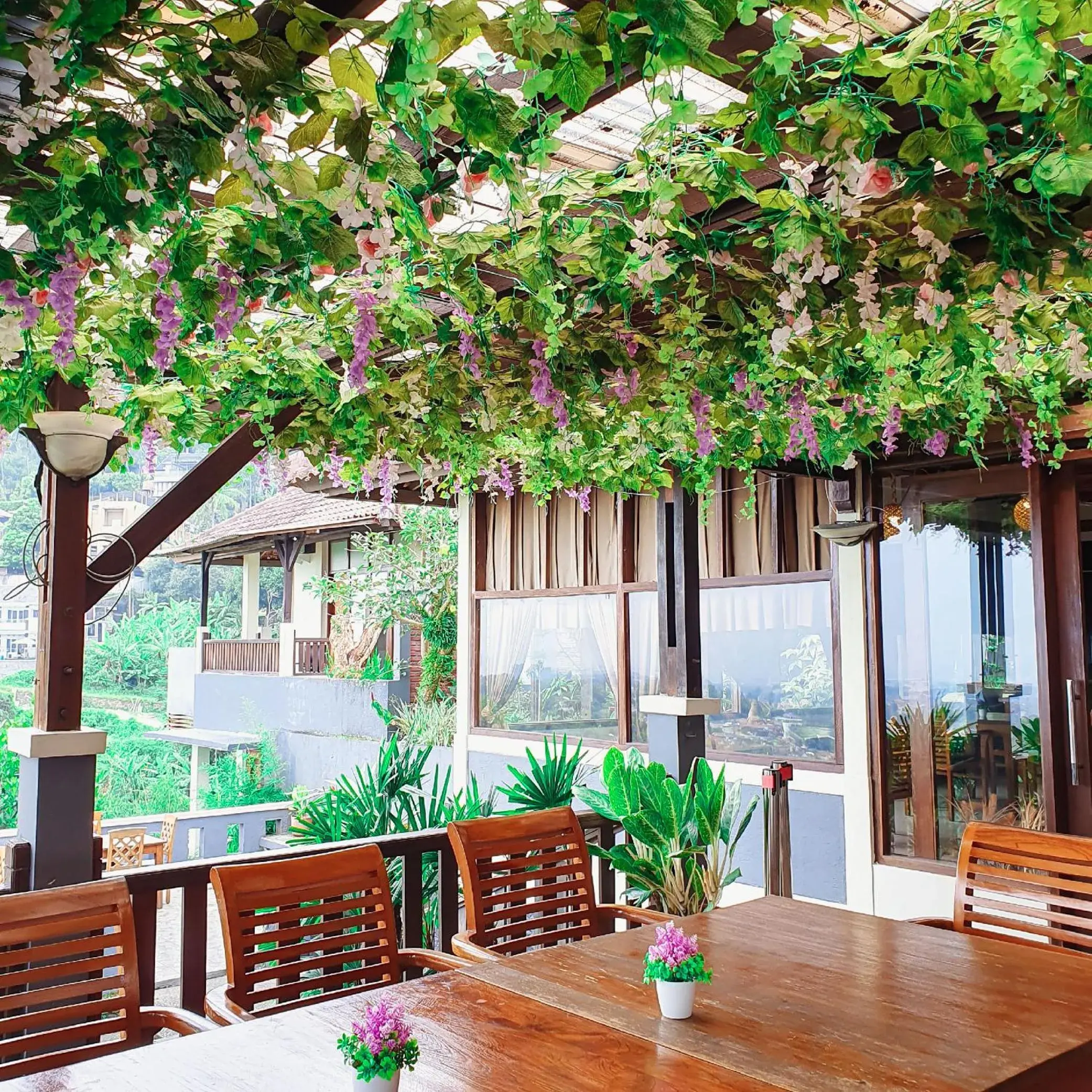 Restaurant/places to eat in Dago Highland Resort Restaurant/places to eat in Dago Highland Resort