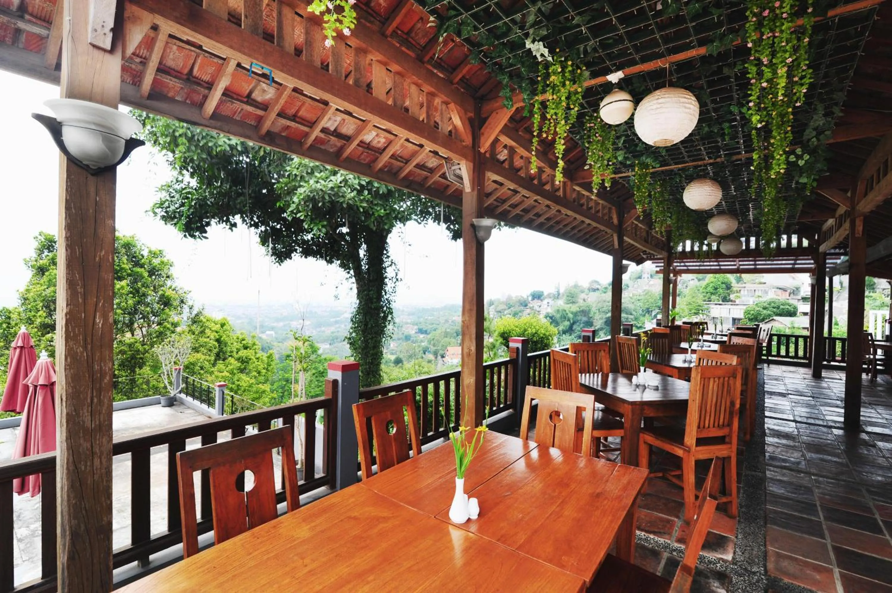 Restaurant/places to eat in Dago Highland Resort