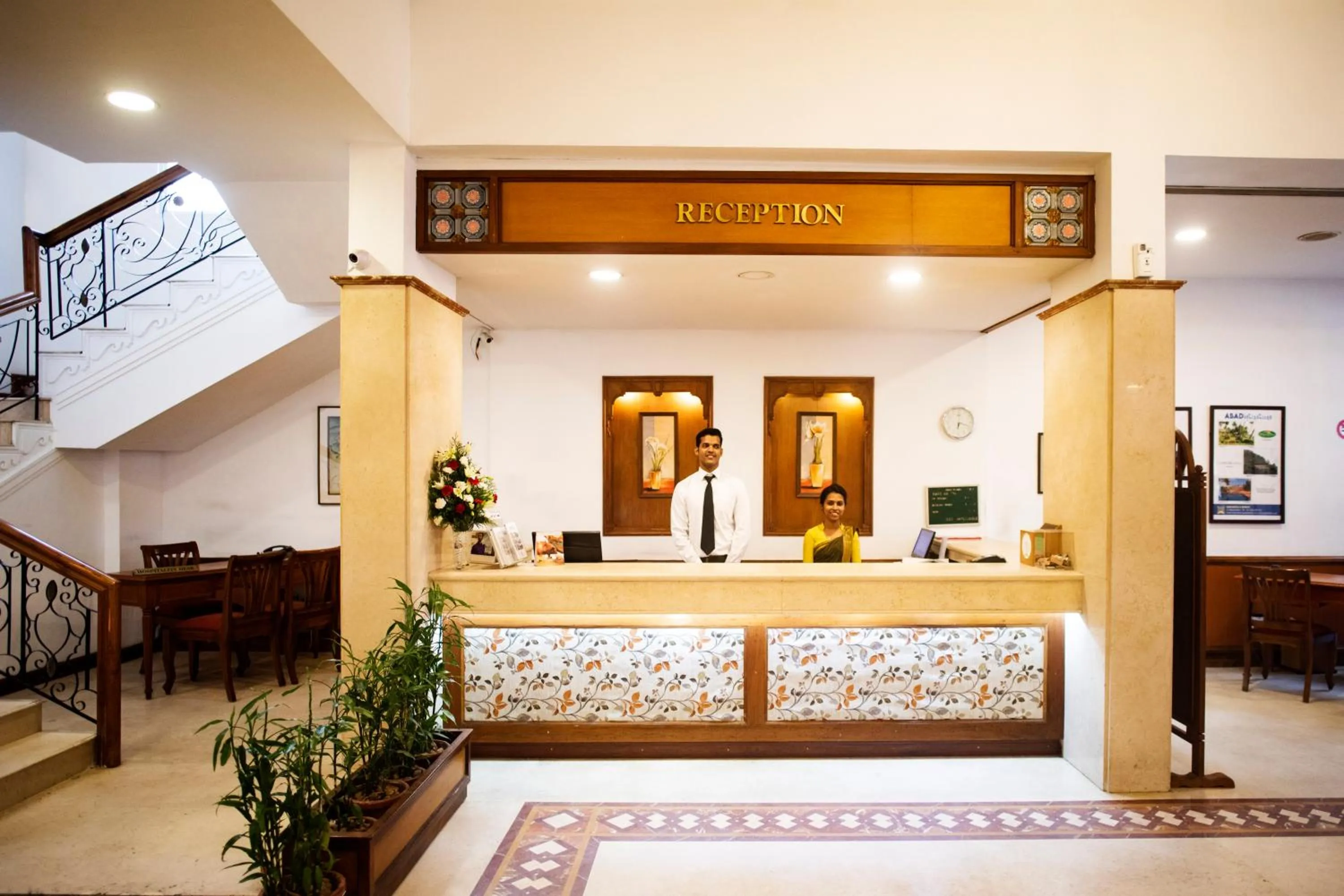 Lobby or reception, Bed in Hotel Abad Plaza