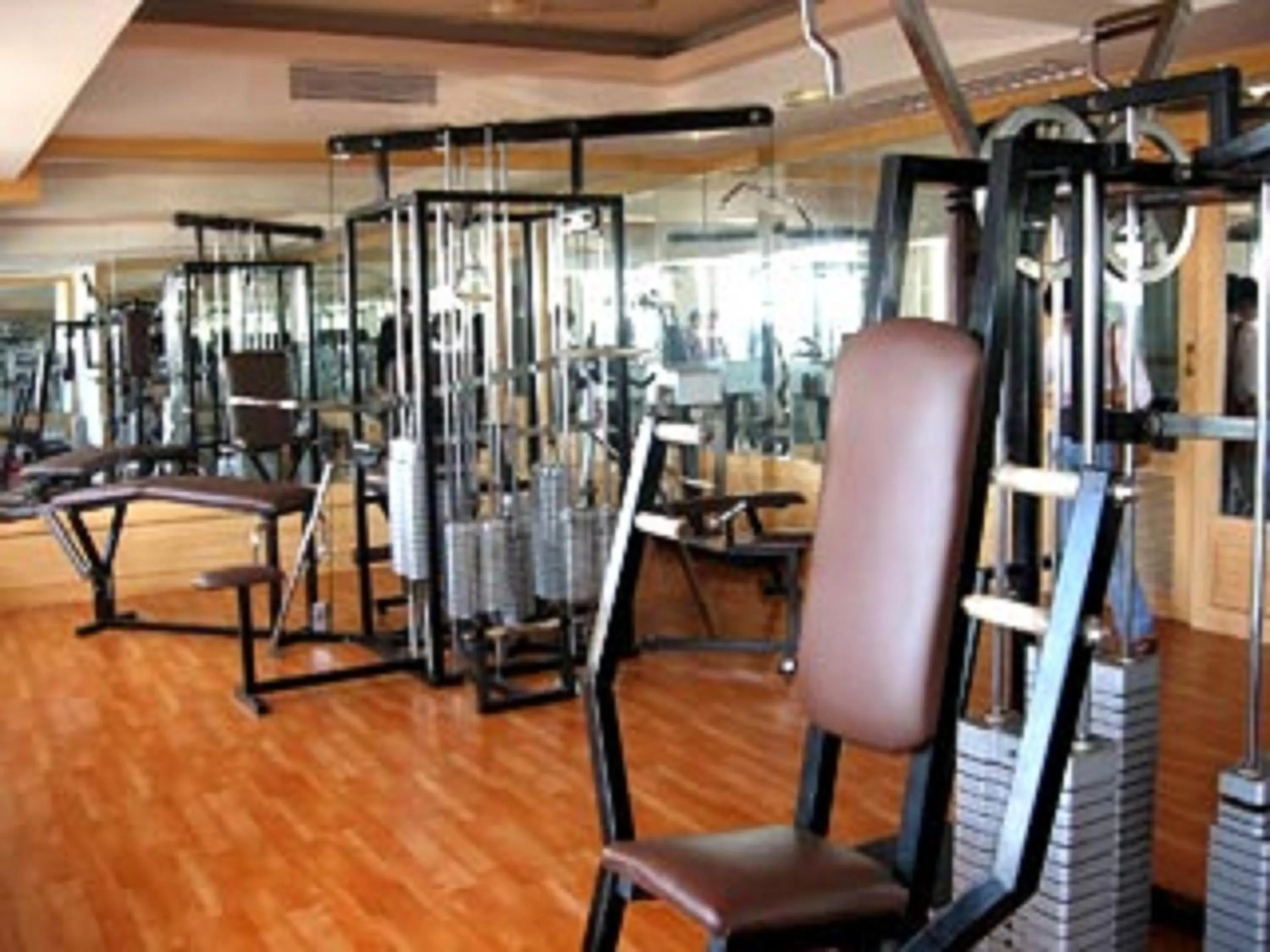 Fitness centre/facilities in Hotel Abad Plaza