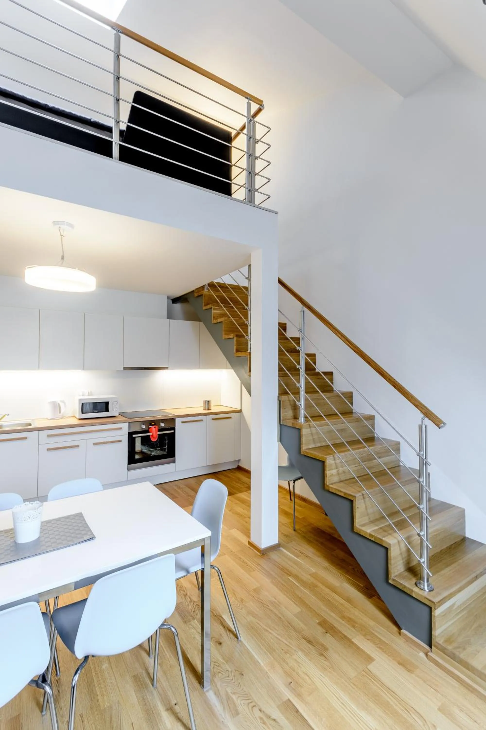 Dining area in Riverside SPIRIT