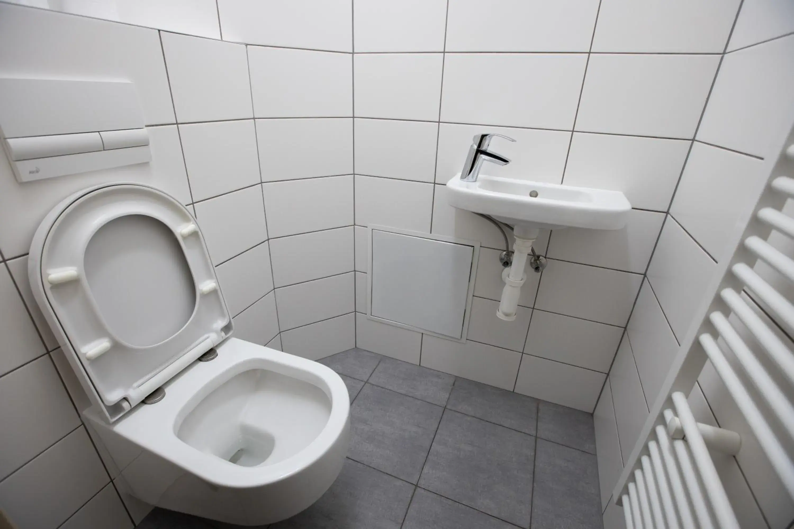 Three-Bedroom Apartment (9 Adults) in Riverside SPIRIT Three-Bedroom Apartment (9 Adults) in Riverside SPIRIT