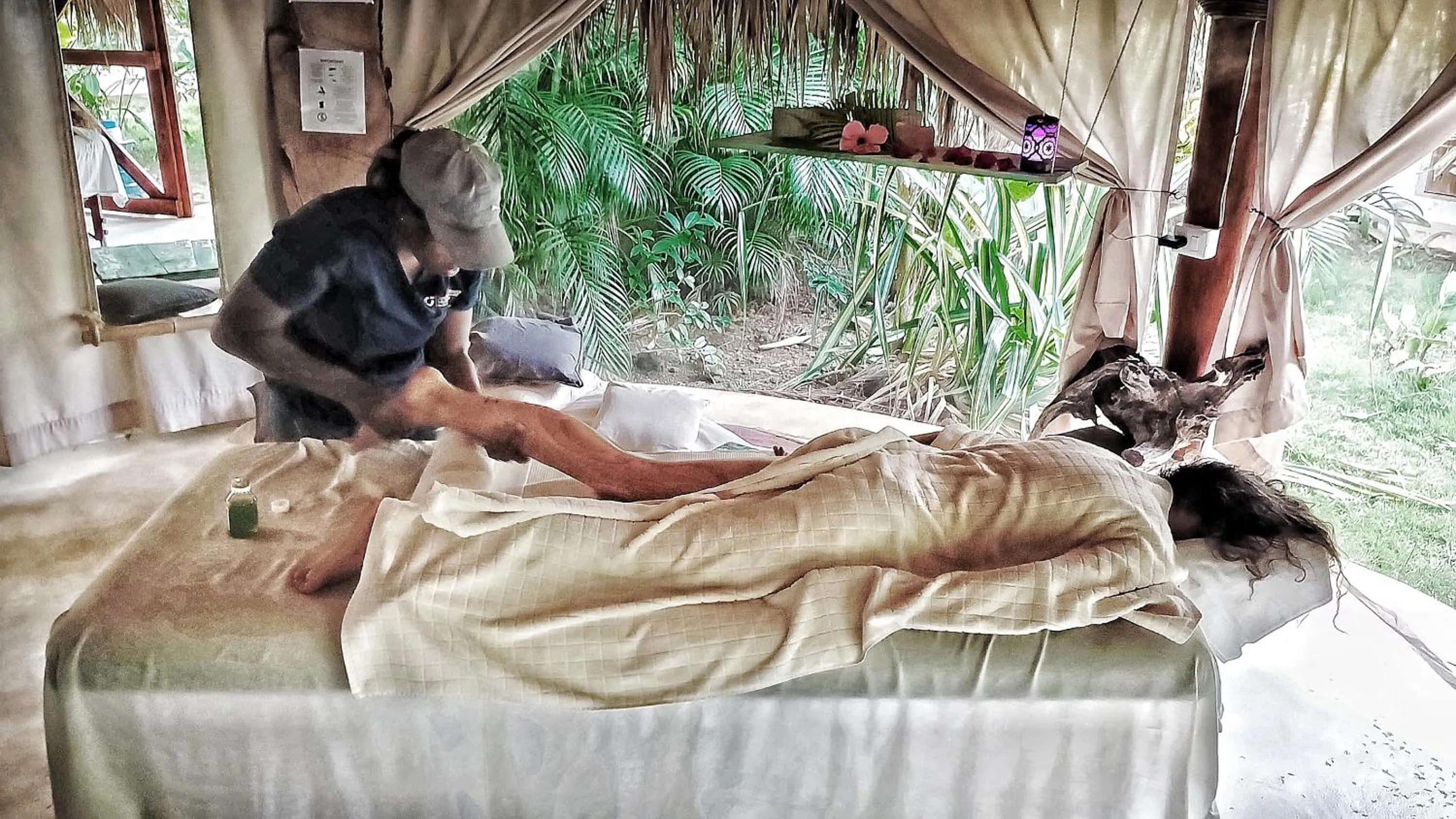 Massage in Casa Picaflor B&B