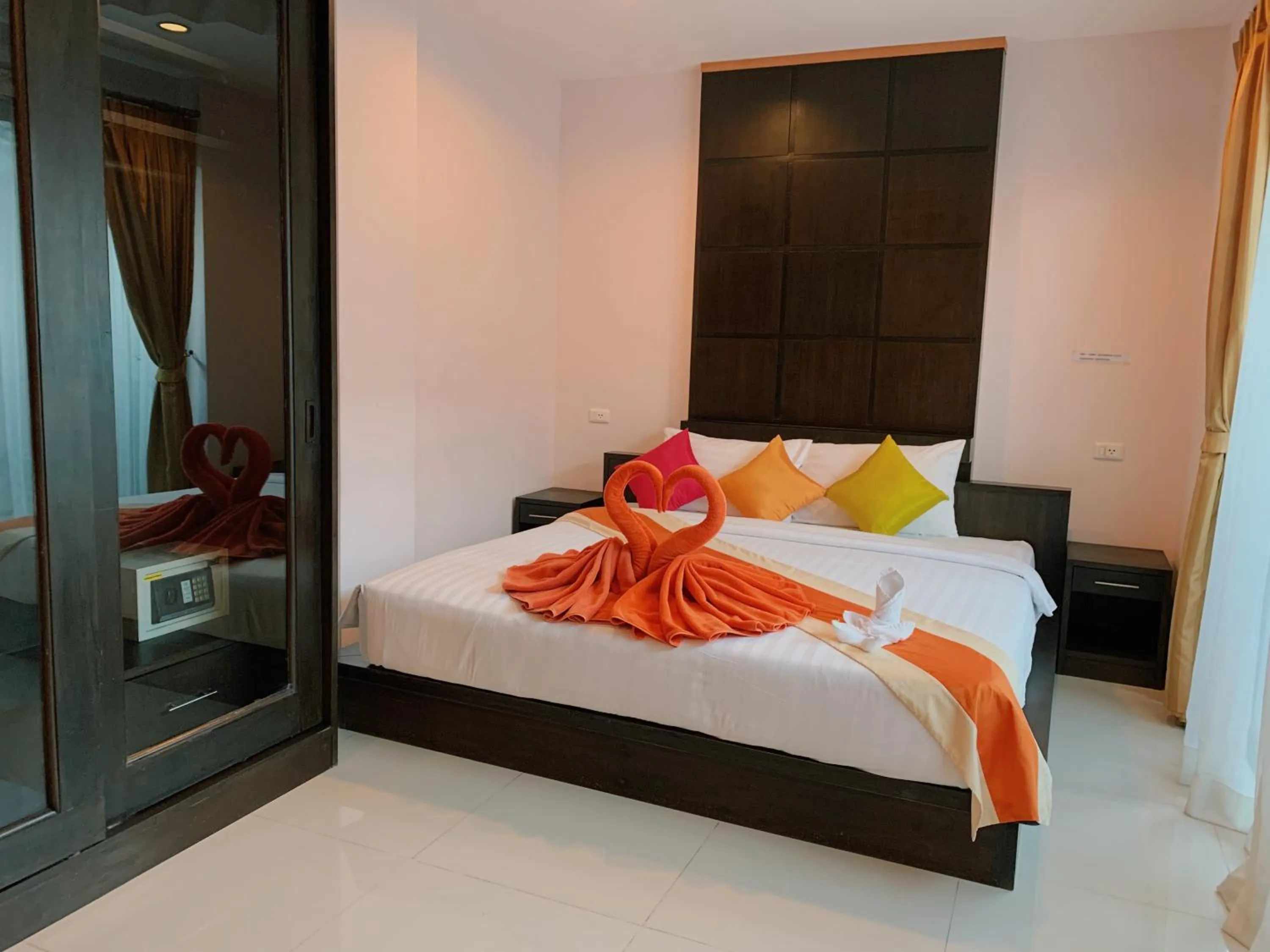 Bed in Ice Kamala Beach Hotel