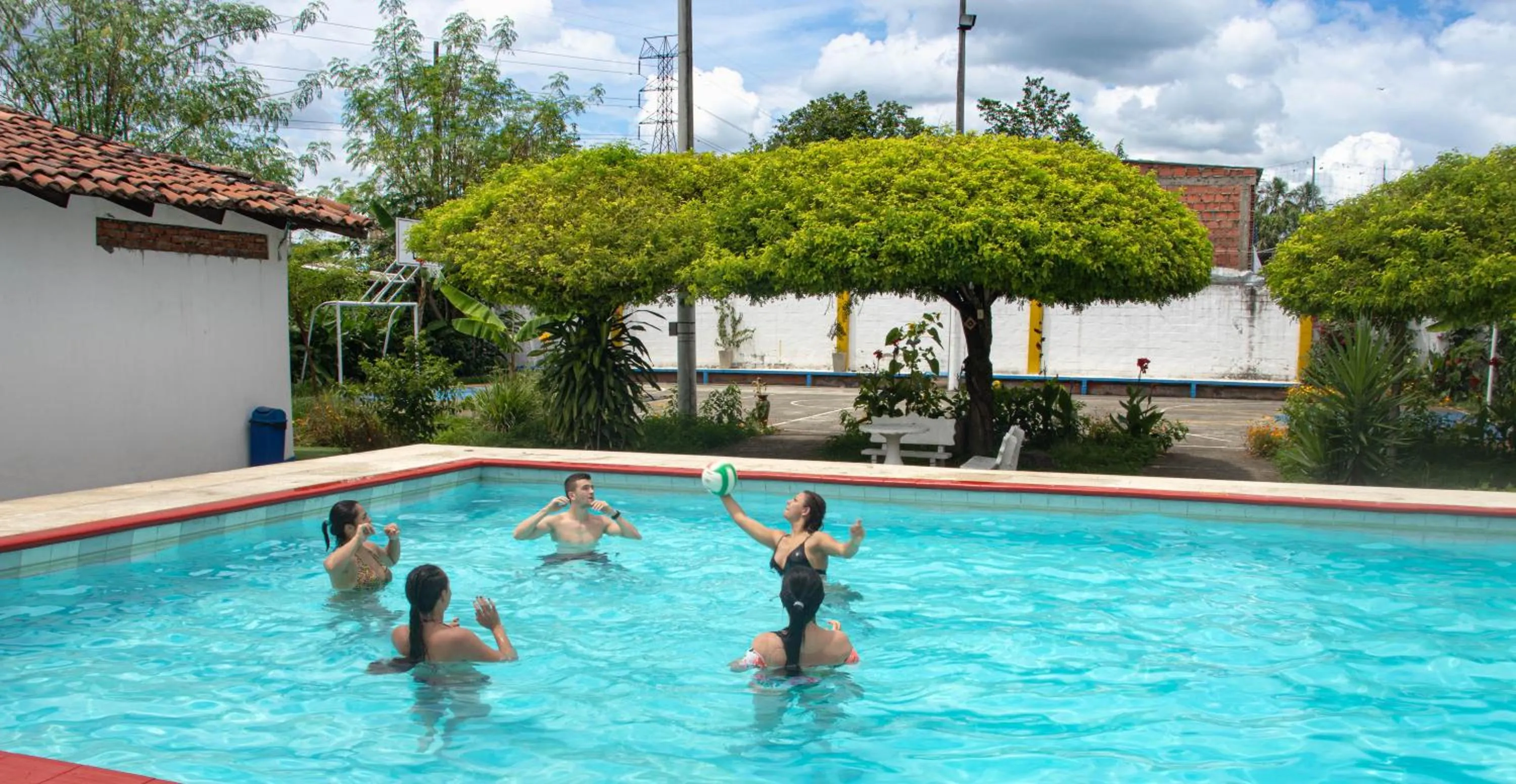 Swimming pool in Hotel Villa Bosco