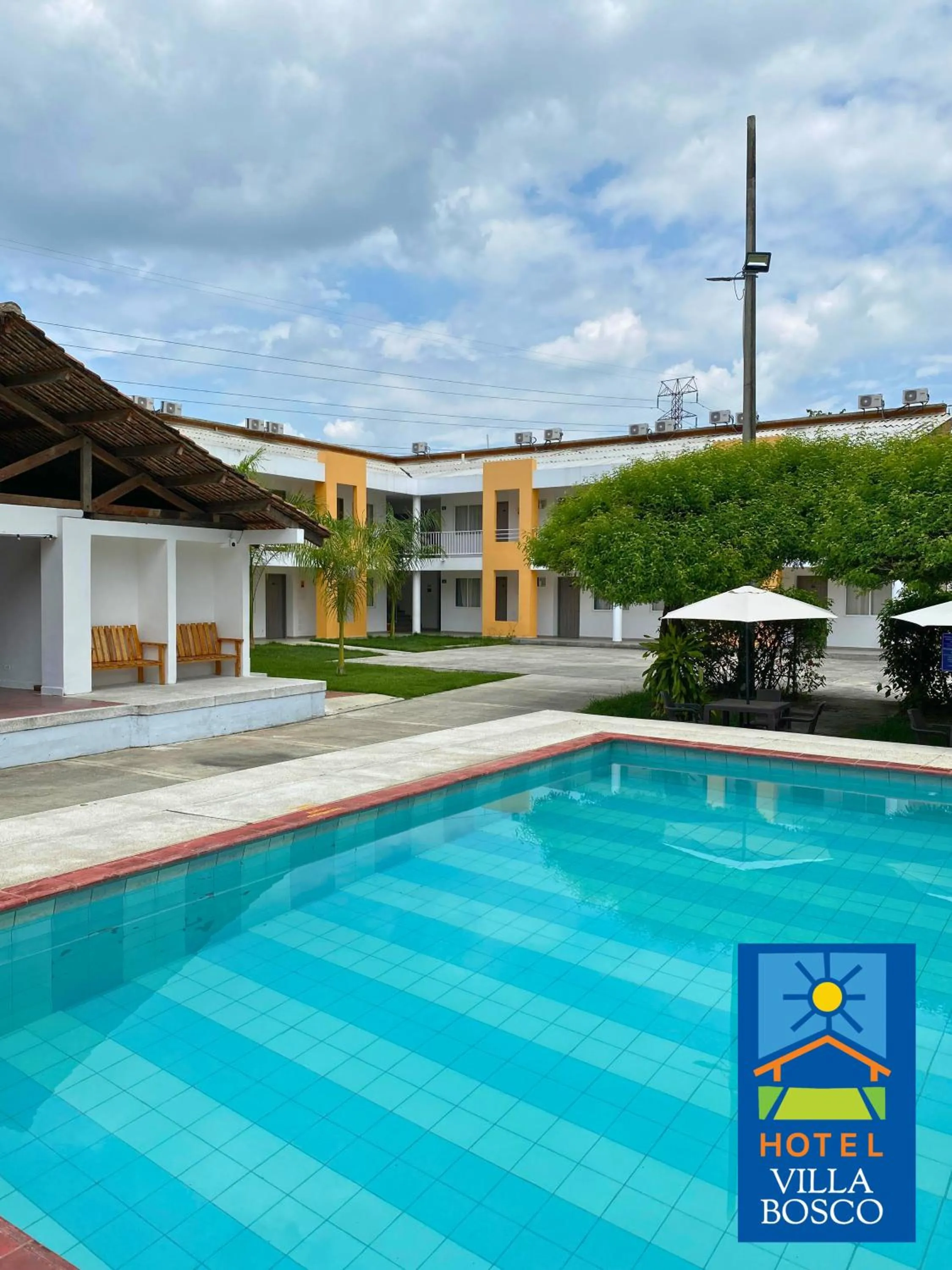Pool view in Hotel Villa Bosco