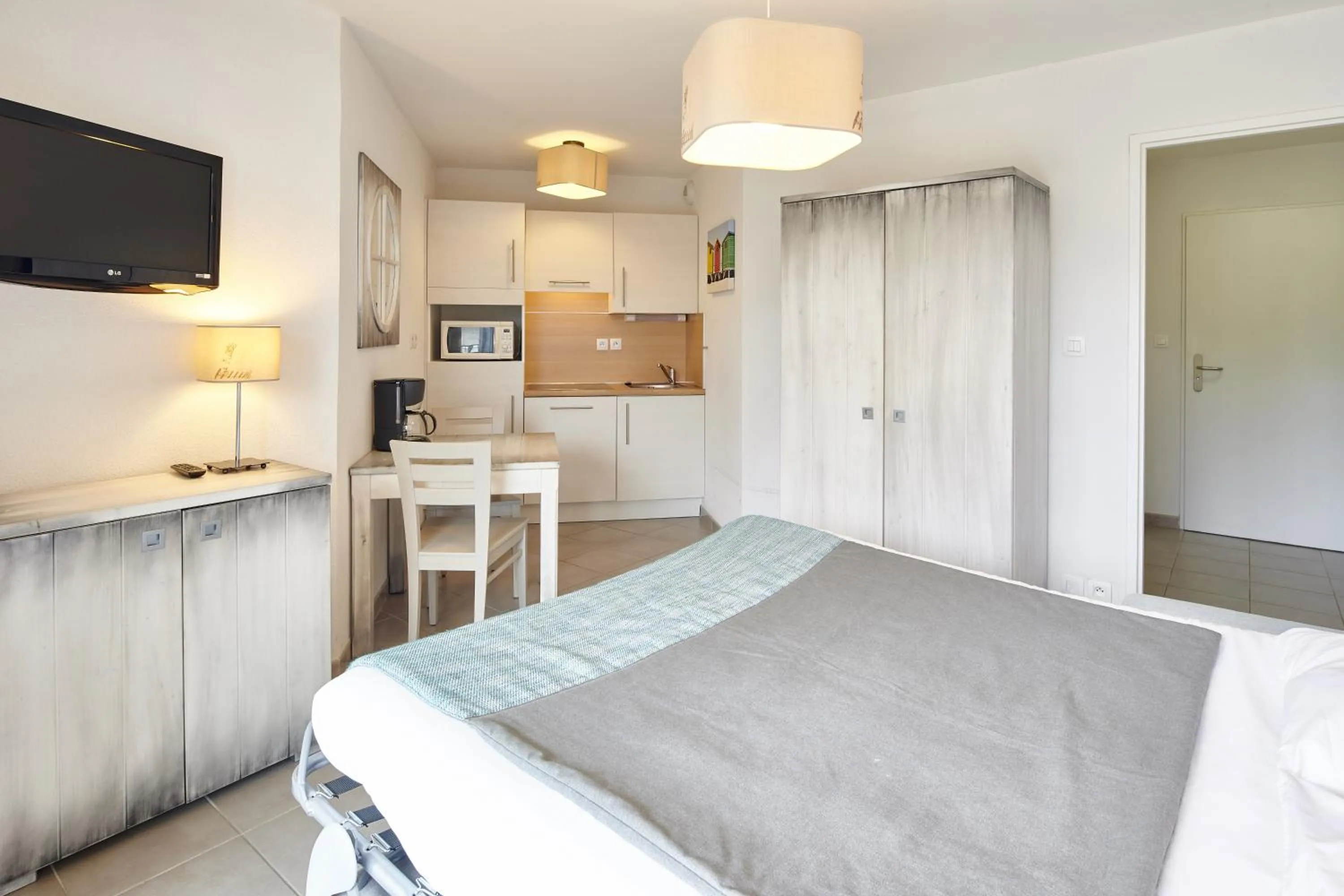 Studio with Sofa Bed in Résidence Vacances Bleues Les Jardins d'Arvor