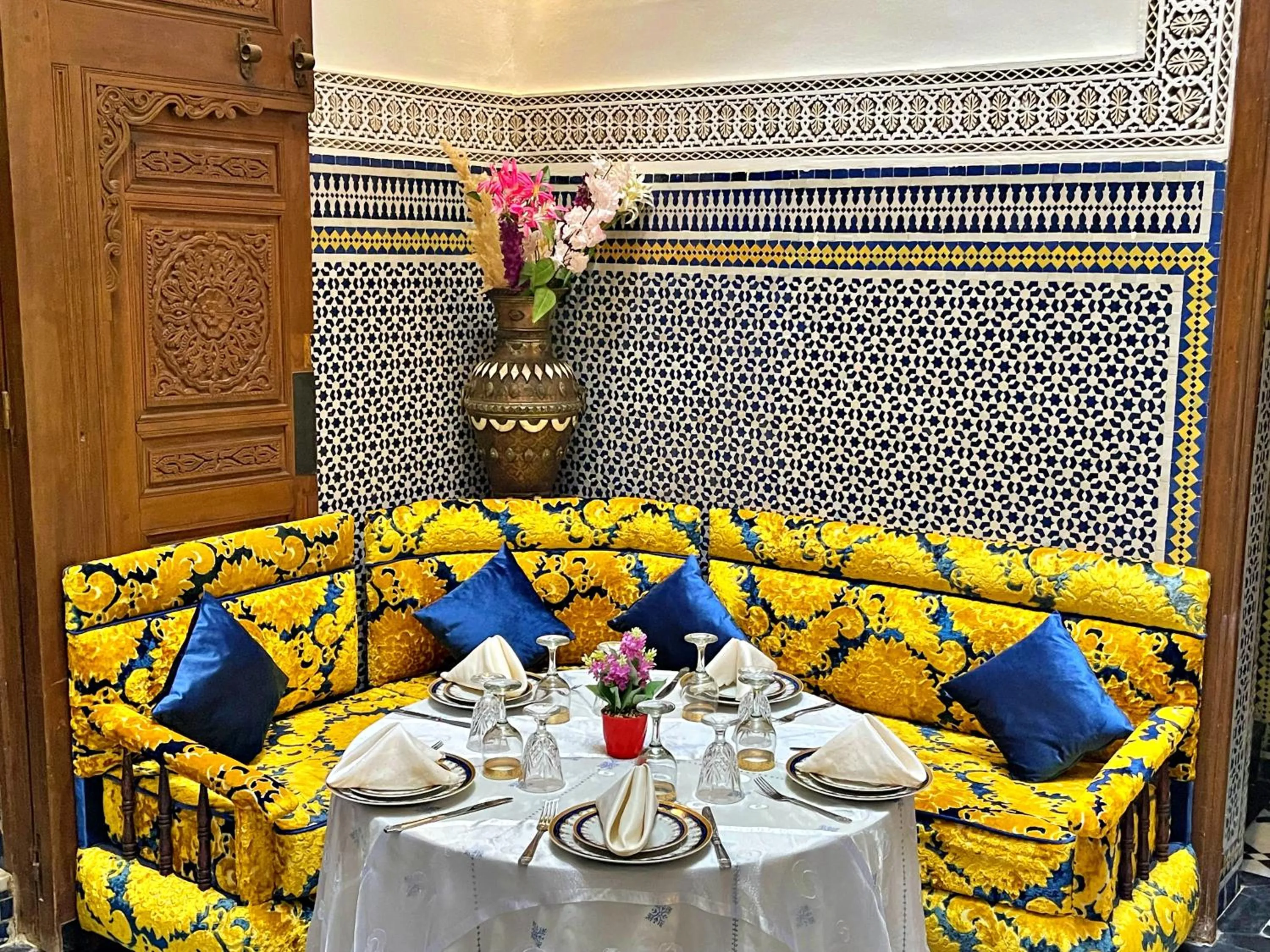 Restaurant/places to eat in Riad Dar Guennoun - Luxury Suites in the Heart of Fes