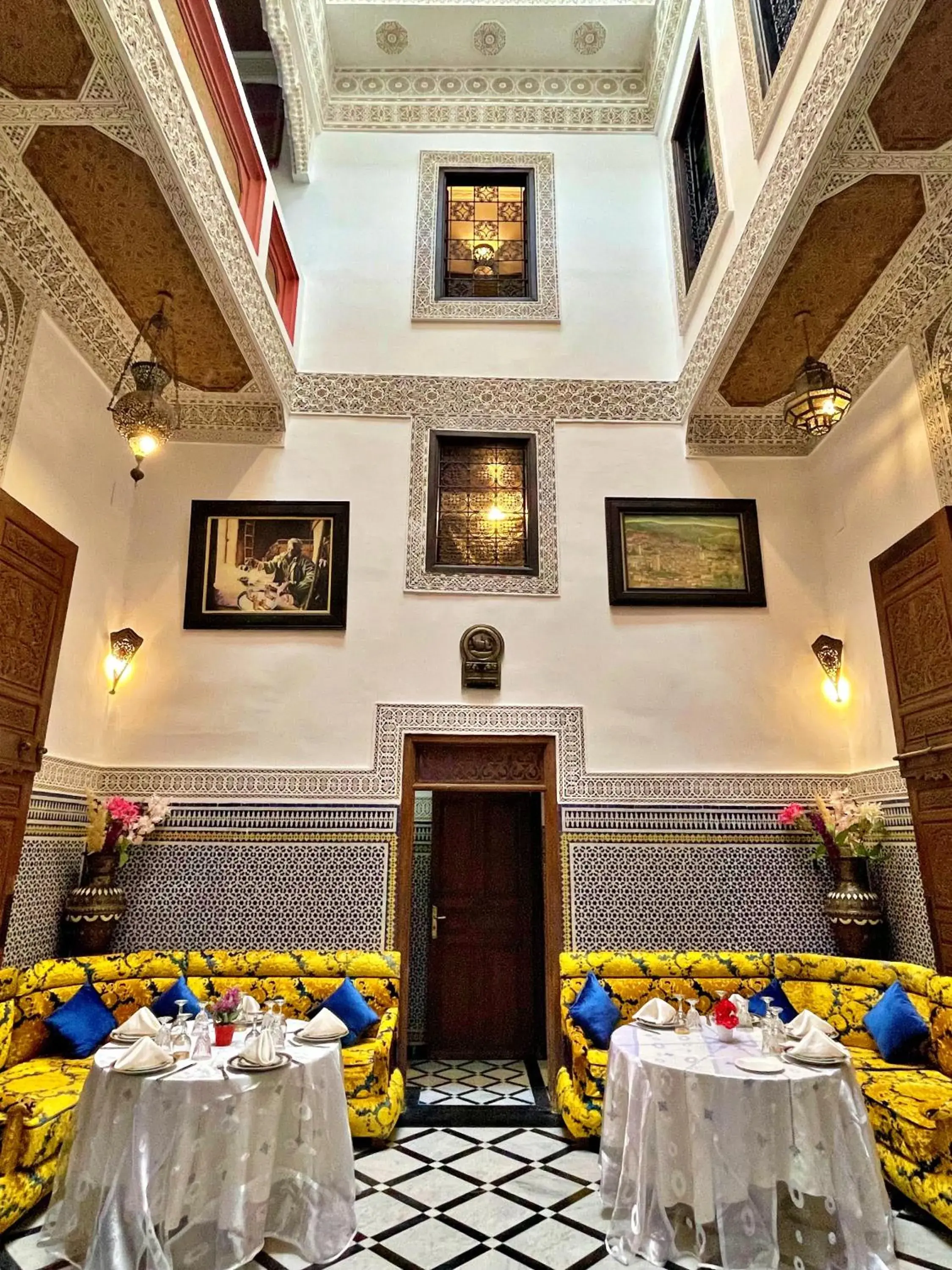 Food and drinks in Riad Dar Guennoun - Luxury Suites in the Heart of Fes Food and drinks in Riad Dar Guennoun - Luxury Suites in the Heart of Fes