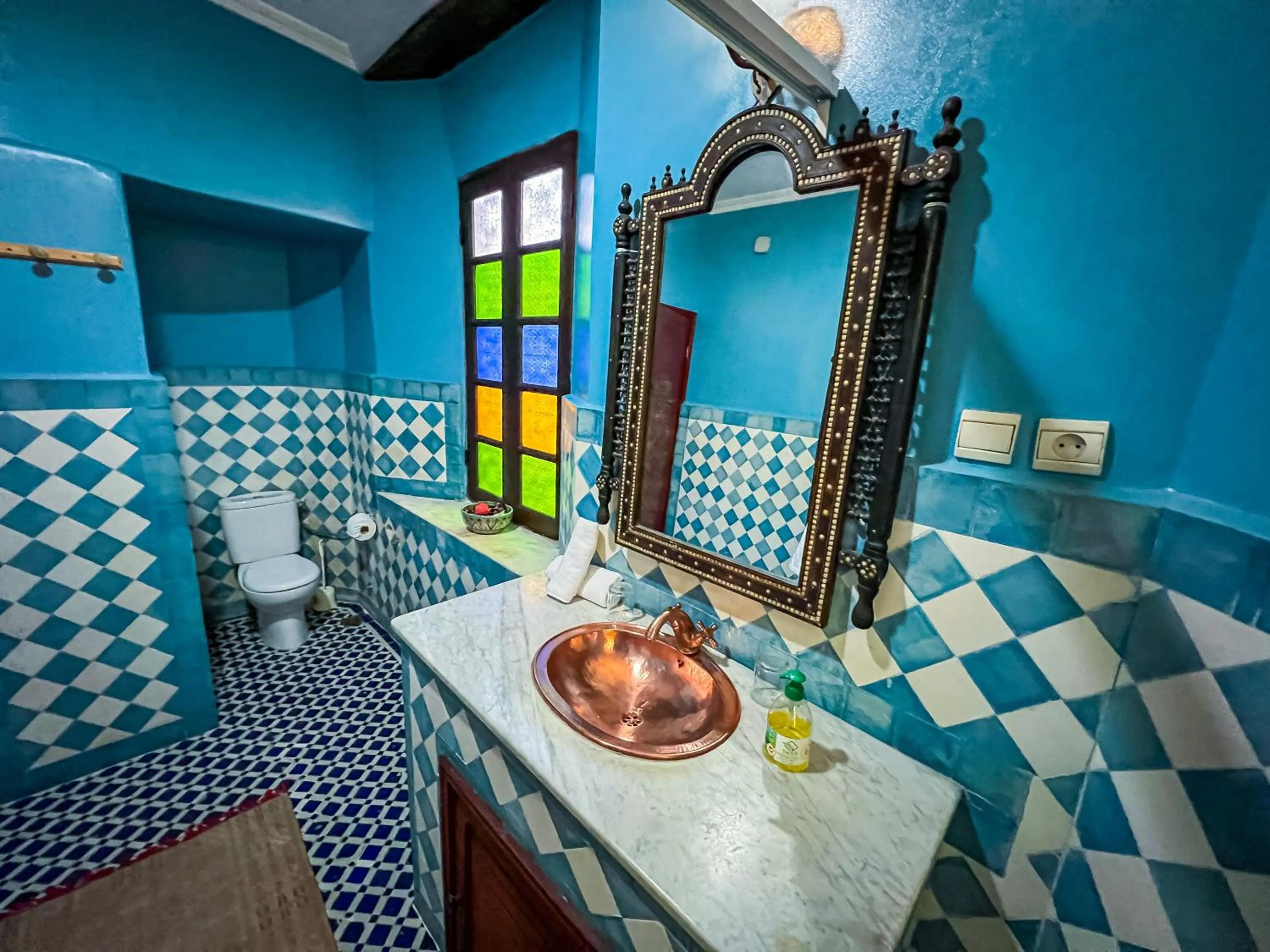 Bathroom in Riad Dar Guennoun - Luxury Suites in the Heart of Fes