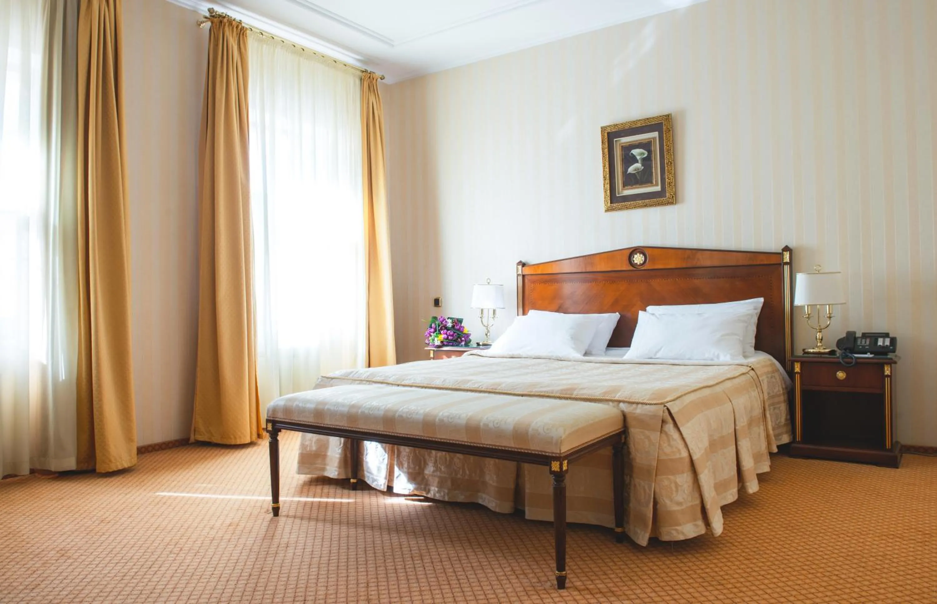 Bed in Optima Collection Podil Plaza