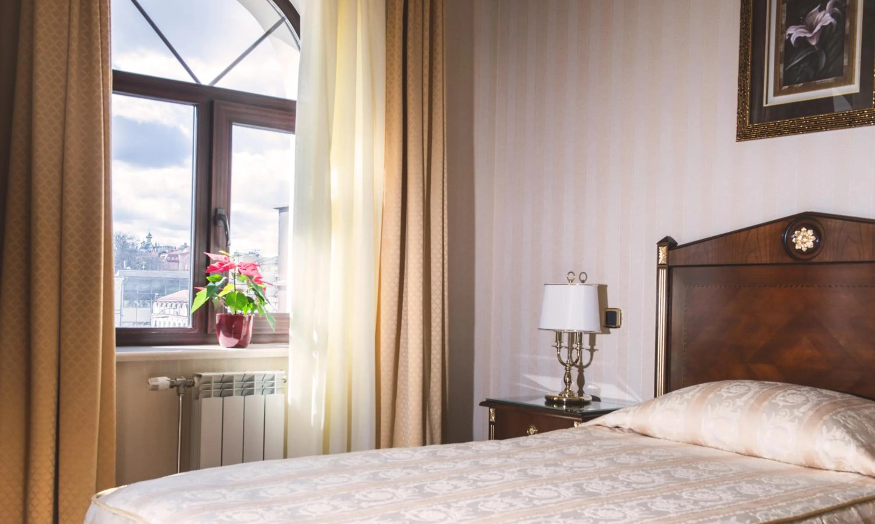 Bed in Optima Collection Podil Plaza