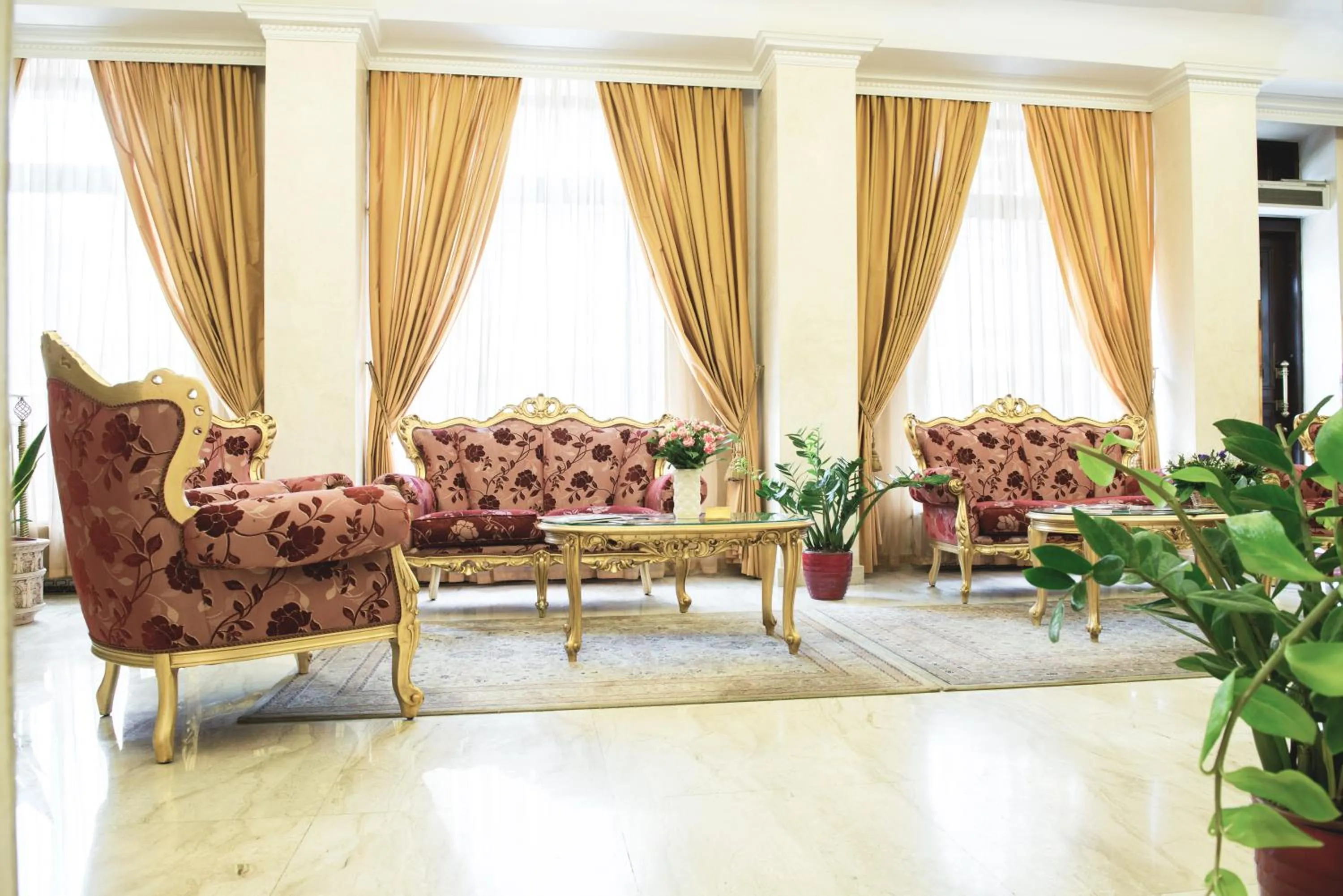 Communal lounge/ TV room in Optima Collection Podil Plaza