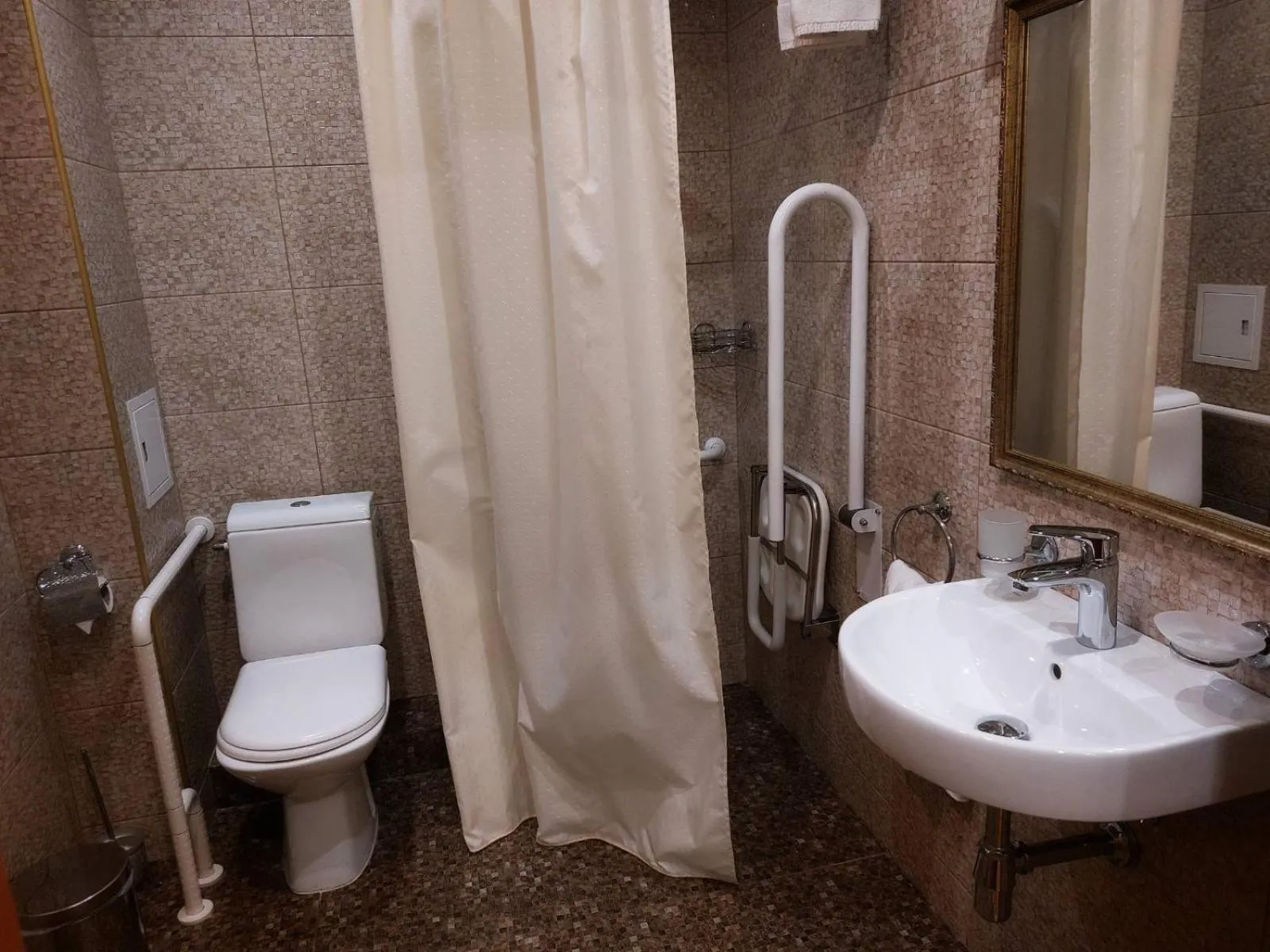 Toilet in Optima Collection Podil Plaza