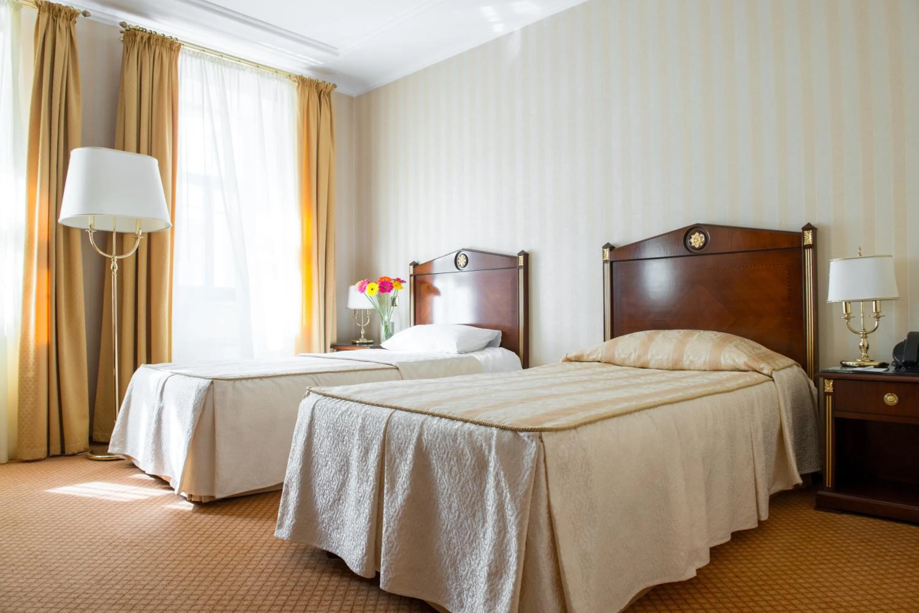 Bed in Optima Collection Podil Plaza